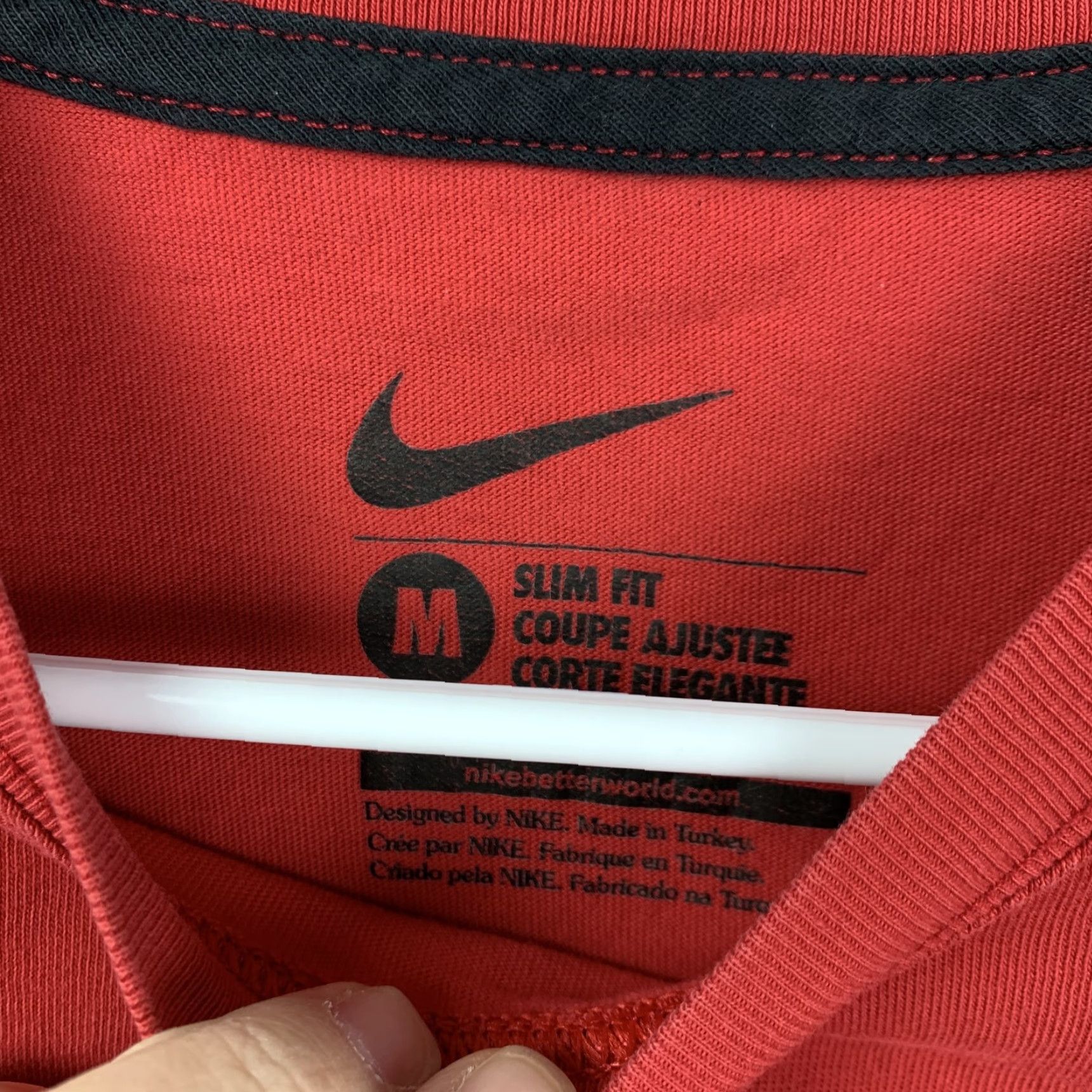 Nike Nike Manchester United Relentless Reds Devil Graphic T-Shirt Men's Red Slim Fit Size US M / EU 48-50 / 2 - 4 Thumbnail