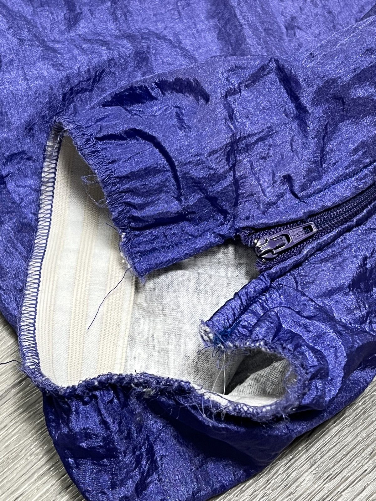 Lacoste Lacoste men’s vintage track suit Size 40S - 14 Thumbnail