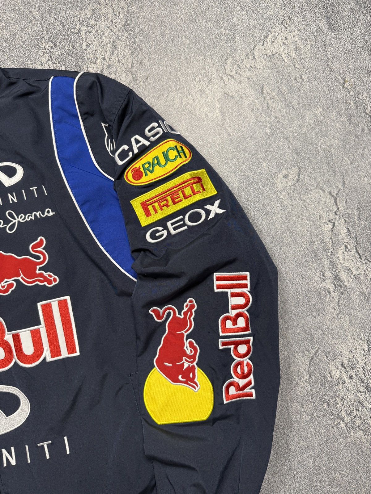 Red Bull Red Bull Infinity Racing F1 Team Windbreaker Bomber Jacket Size US L / EU 52-54 / 3 - 5 Thumbnail