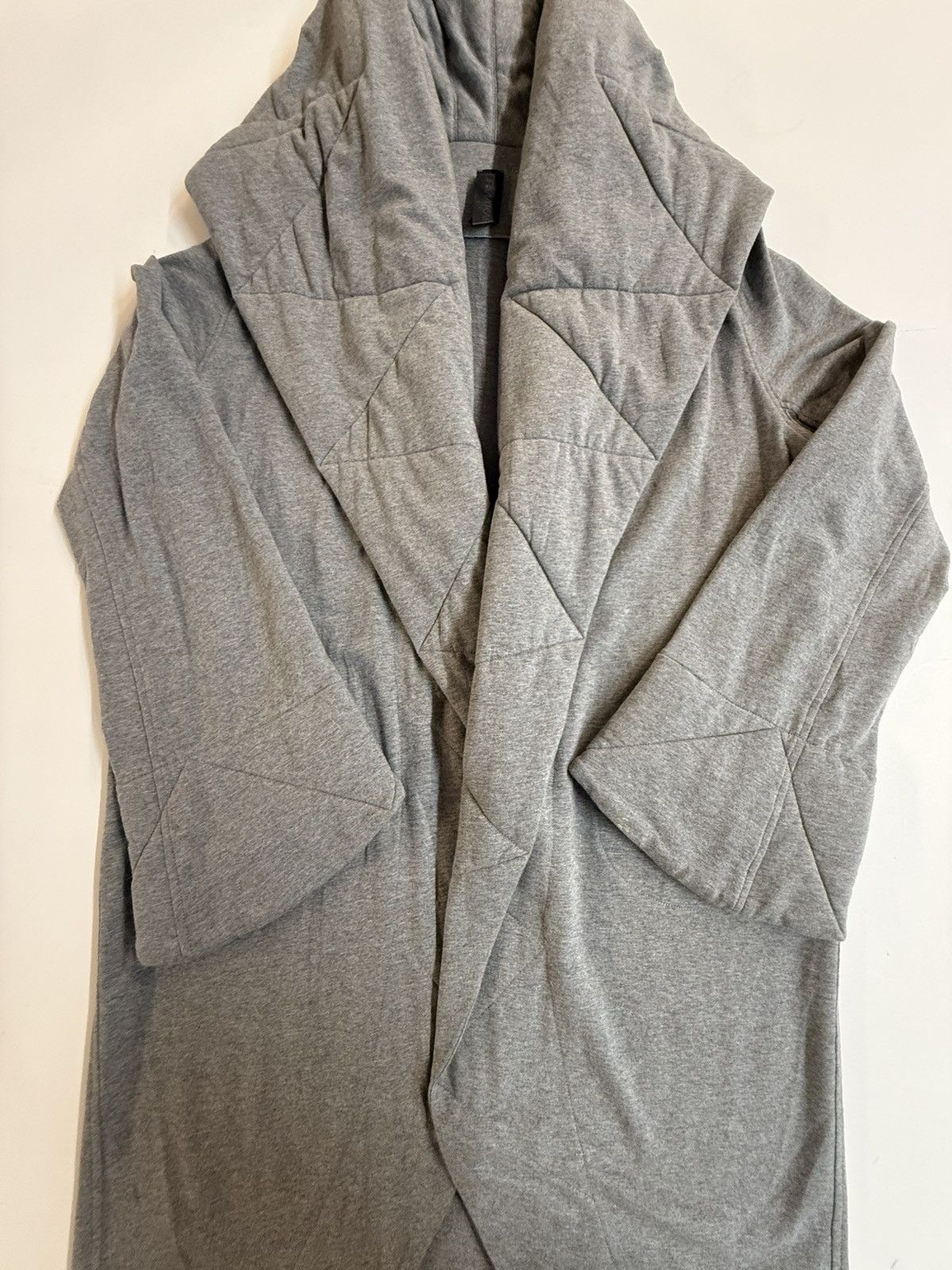 Norma Kamali NORMA KAMALI Quilted Hooded Wrap Coat — Size S Size S / US 4 / IT 40 - 13 Thumbnail