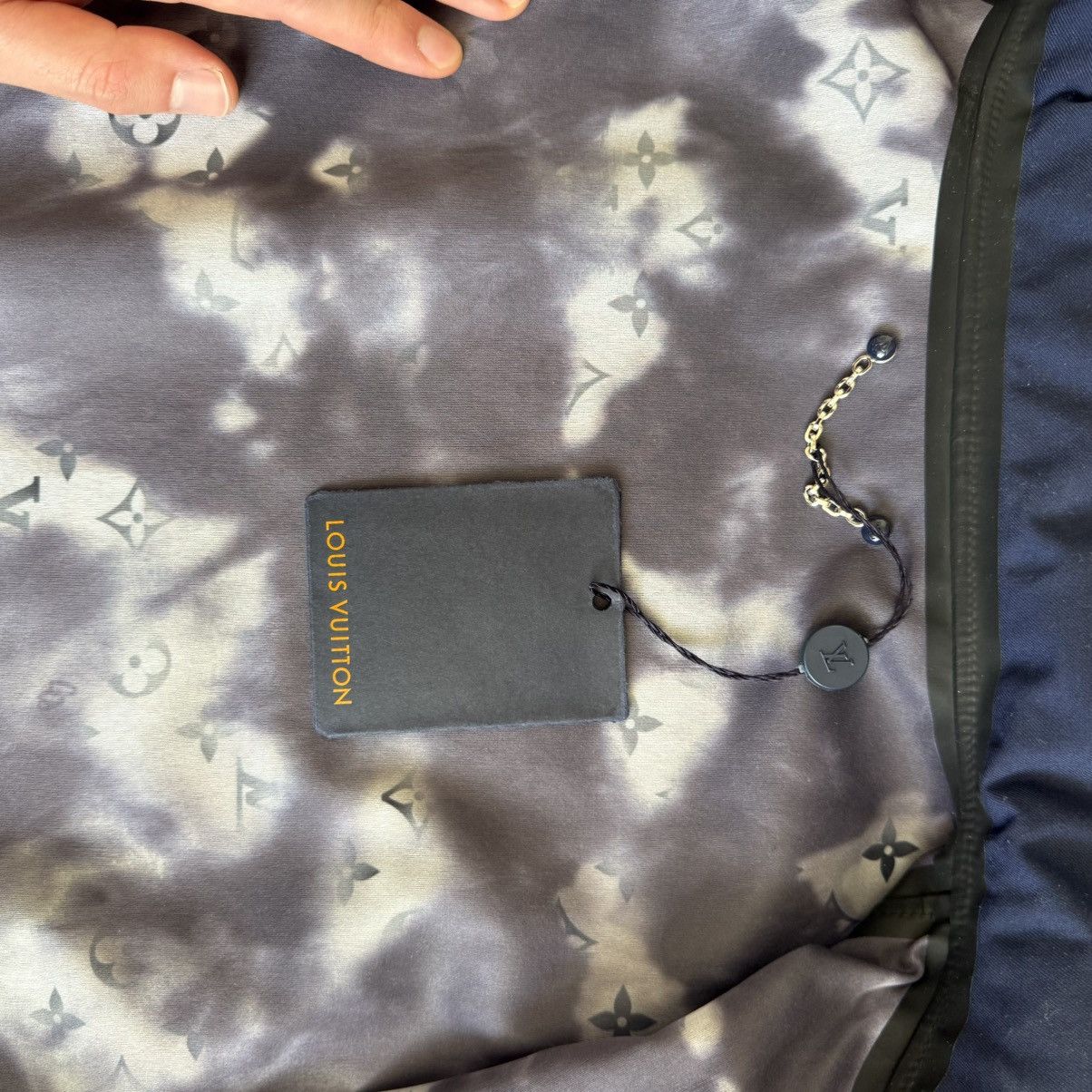 Louis Vuitton Ski Parka with Packable Hood and Monogram Tie Dye Lining Size US S / EU 44-46 / 1 - 10 Thumbnail