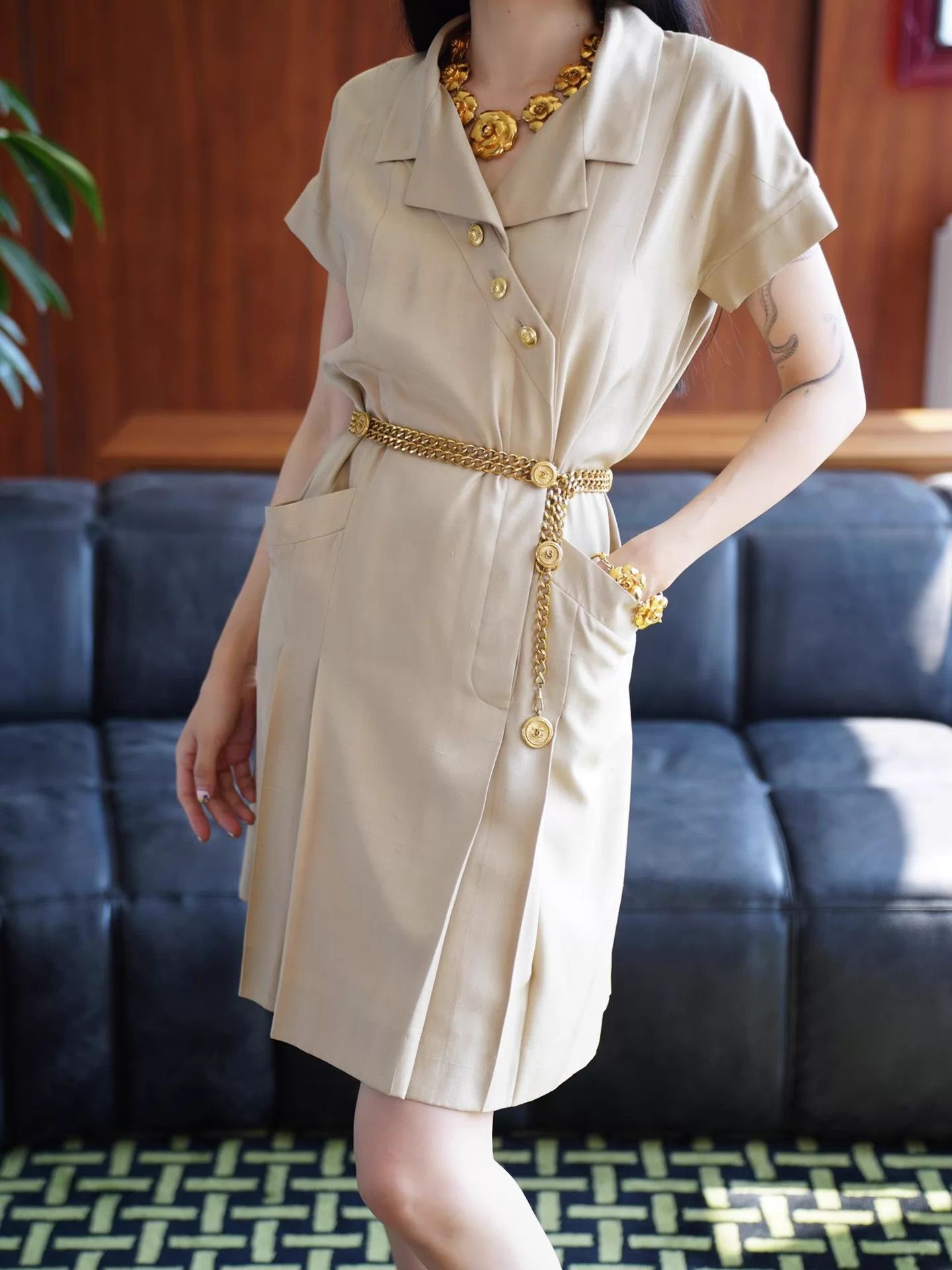Chanel Chanel Vintage Silk Collar Light Beige Pleated Dress FR38 Size S / US 4 / IT 40 - 3 Thumbnail