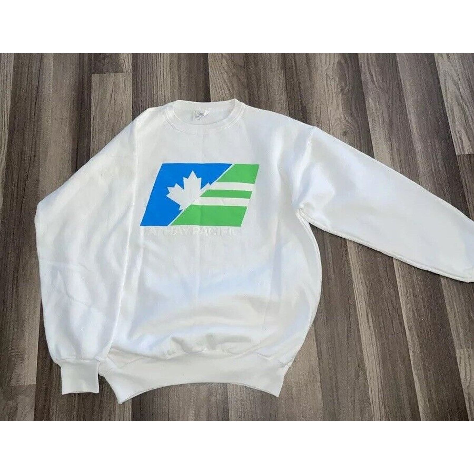 Vintage Vintage Canada Cathy Pacific Crewneck White Large Size US L / EU 52-54 / 3 - 1 Thumbnail