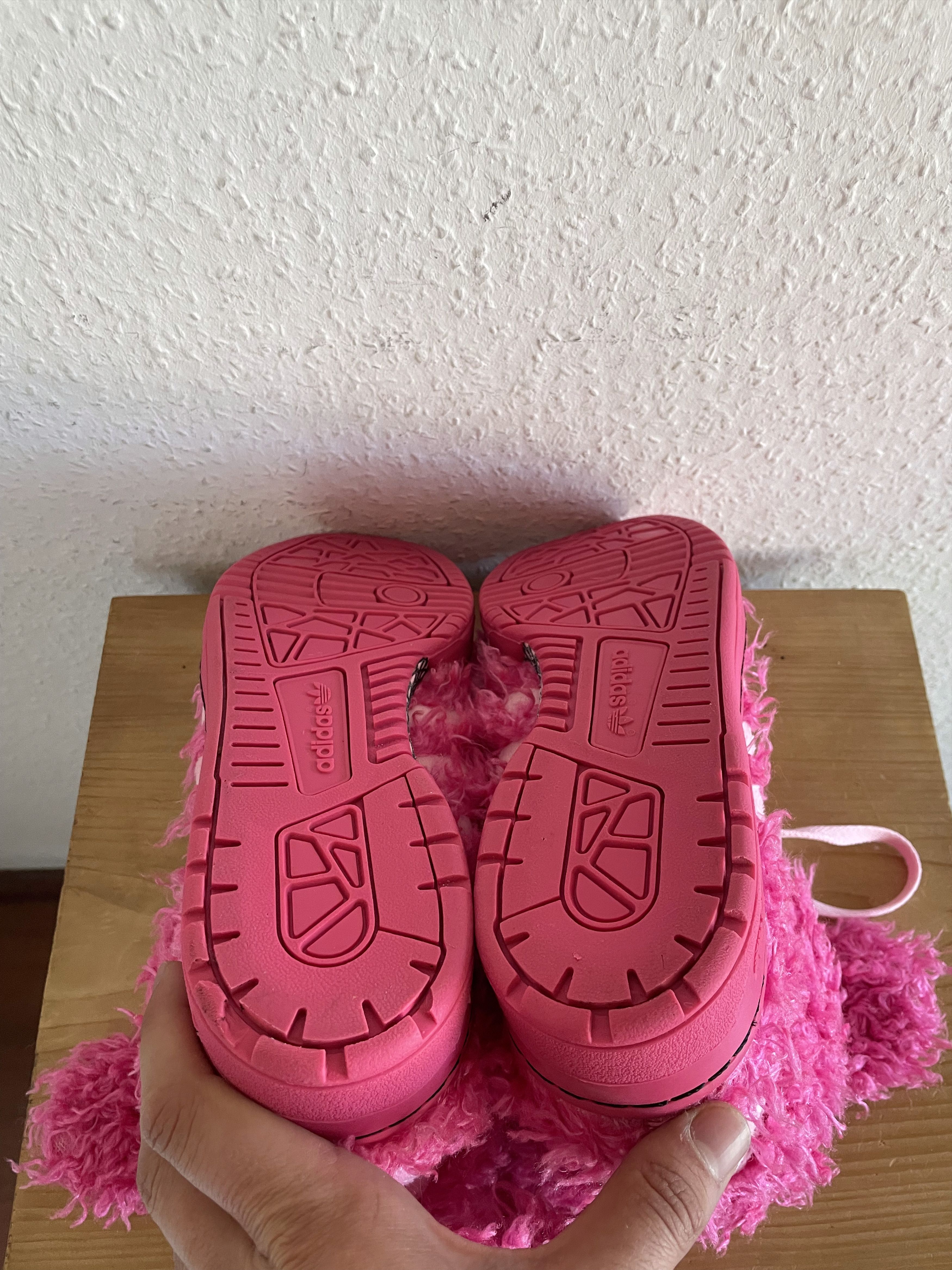 Adidas × Jeremy Scott JS Poodle Pink Fur Sneaker Size US 11 / EU 44 - 17 Thumbnail