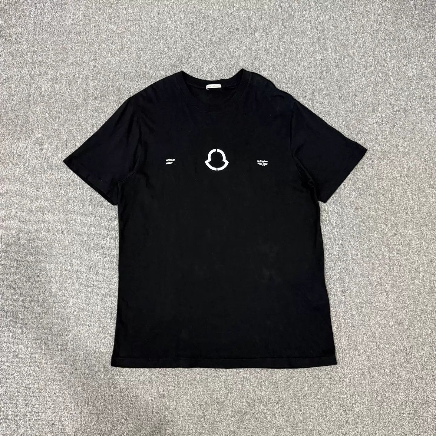 Moncler Moncler x Hiroshi Fujiwara Black Short Sleeve Tee M 99 New Size US M / EU 48-50 / 2 - 1 Thumbnail