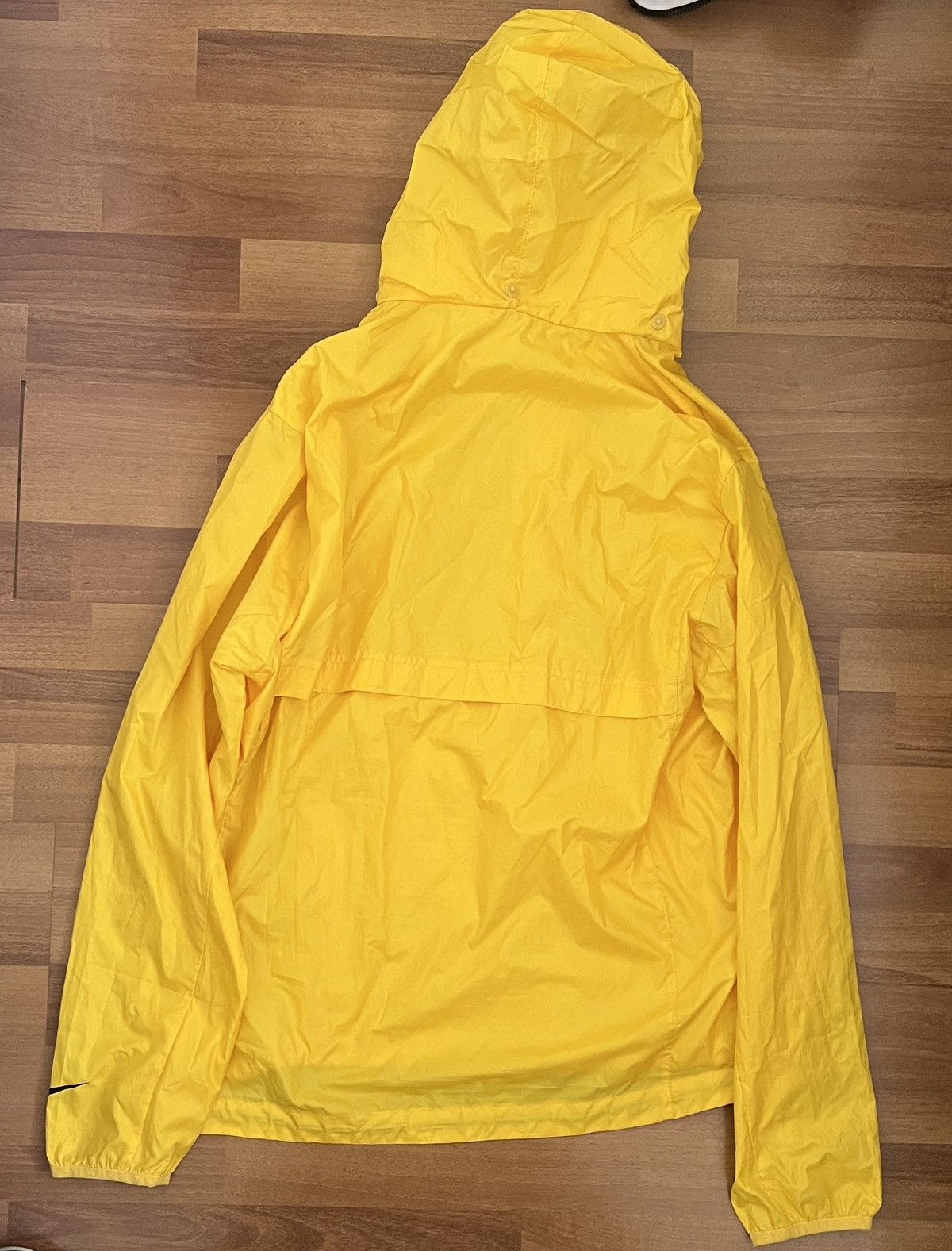 Nike Nike Livestrong Windbreaker/Raincoat Size US L / EU 52-54 / 3 - 2 Thumbnail