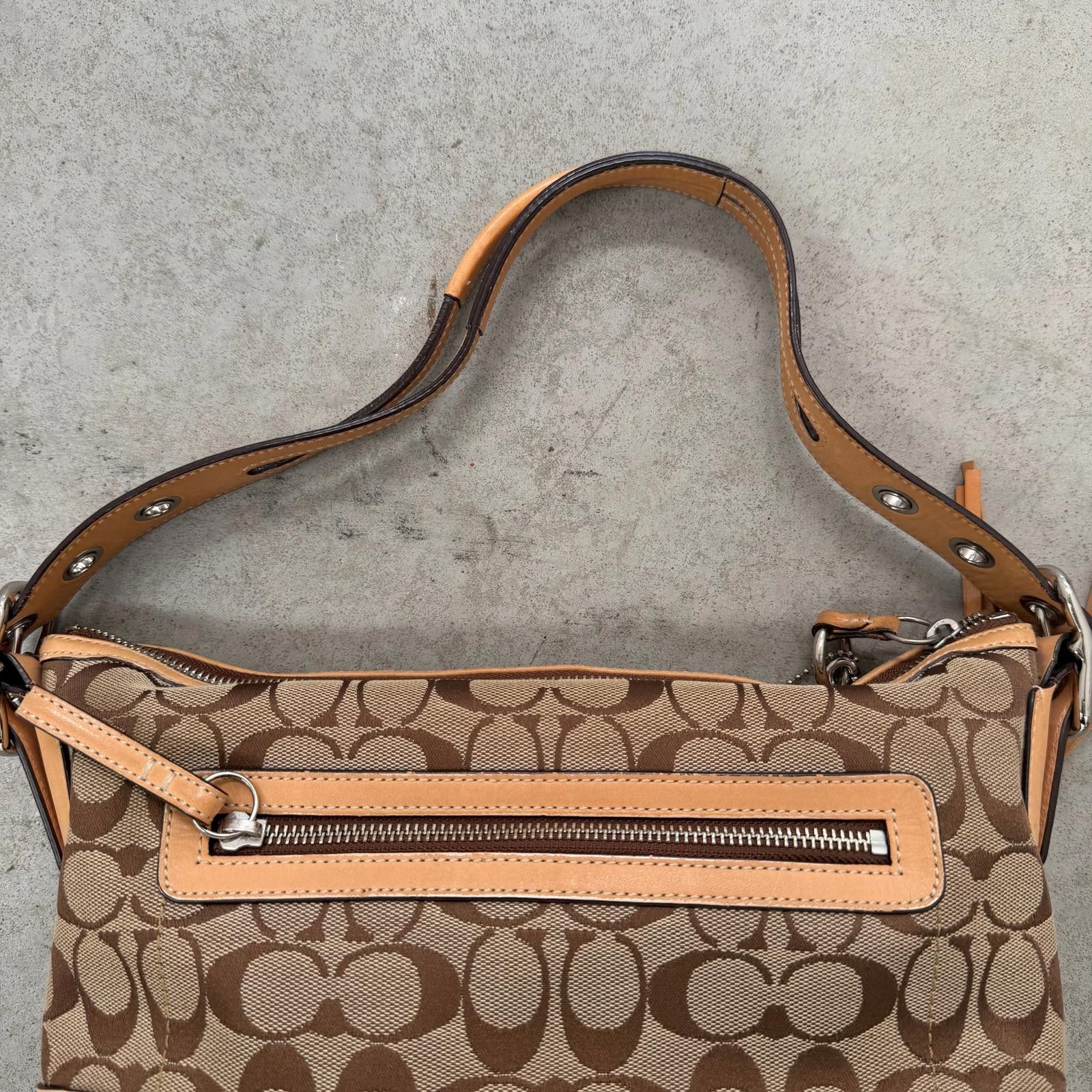 Coach Coach Hampton Baguette Leather Shoulder Bag Black Size ONE SIZE - 3 Thumbnail