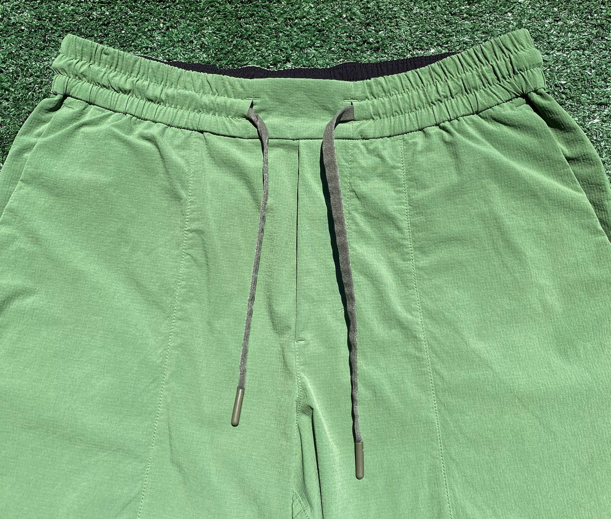 Lululemon Lululemon Bowline Ripstop Cedar Green Men’s Size Small Size US 30 / EU 46 - 2 Thumbnail