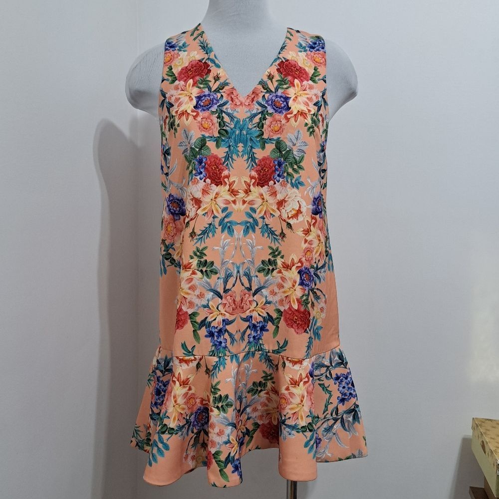 Anthropologie Keepsake The Label Anthropologie V Neck Sleeveless Floral Dr Size XS / US 0-2 / IT 36-38 - 12 Thumbnail