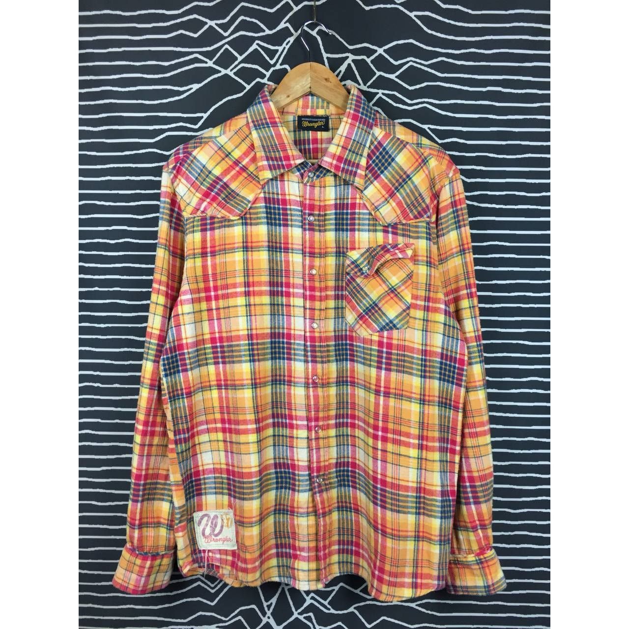 Flannel × Vintage × Wrangler Vtg Wrangler Western Snap Button Plaid Flannel Shirt Size US L / EU 52-54 / 3 - 1 Thumbnail