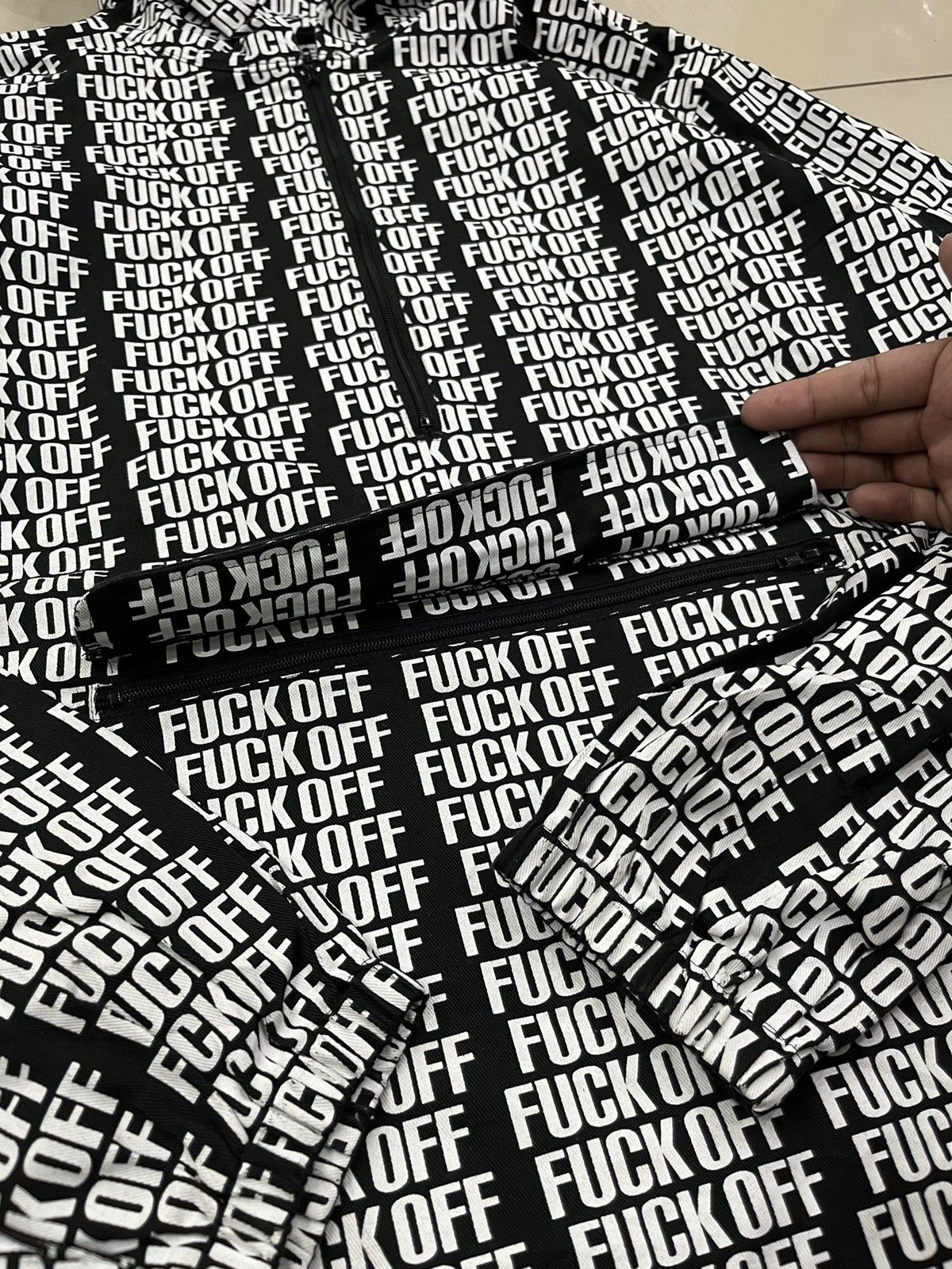 Japanese Brand Worldwide Bastard Fuck Off Script Fullprint Anorak Size US M / EU 48-50 / 2 - 7 Thumbnail