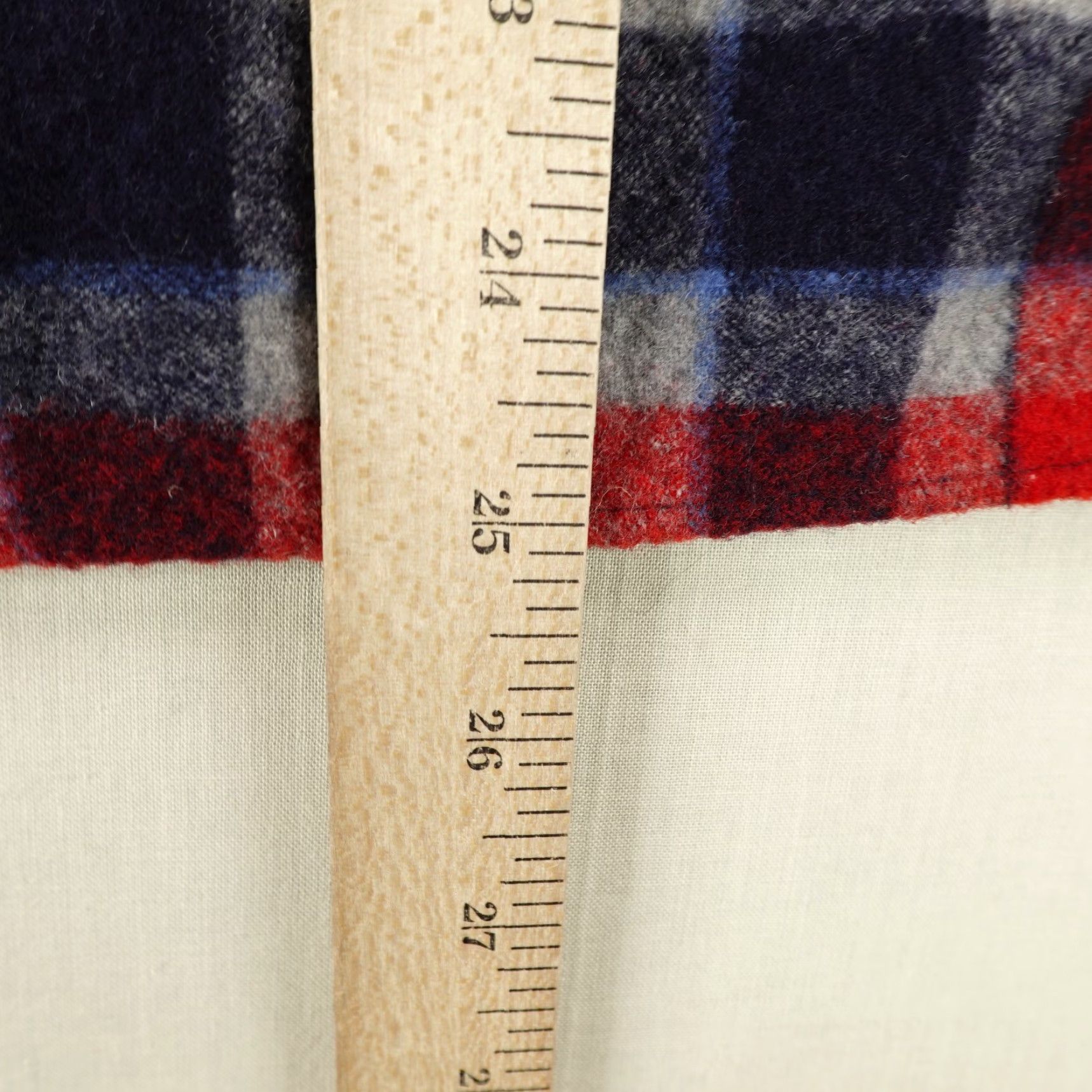 Pendleton VINTAGE Pendleton Shirt Mens Large Plaid Wool Flannel Button-Up Size US L / EU 52-54 / 3 - 6 Thumbnail