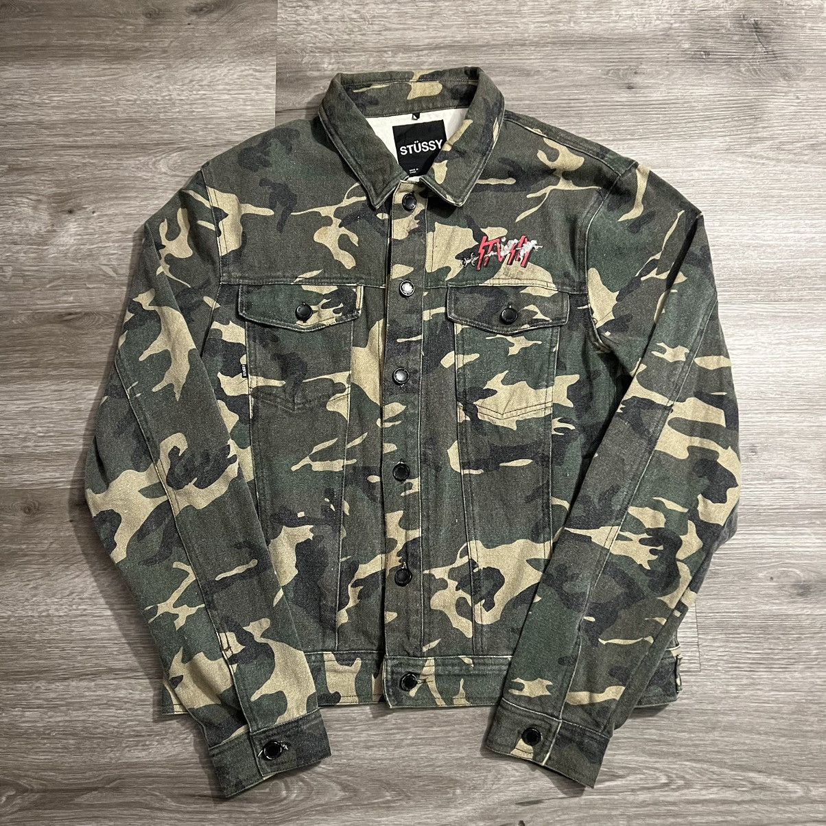 Stussy × Vintage Vintage Stussy Camo Slayer Trucker Jacket Size US L / EU 52-54 / 3 - 6 Thumbnail