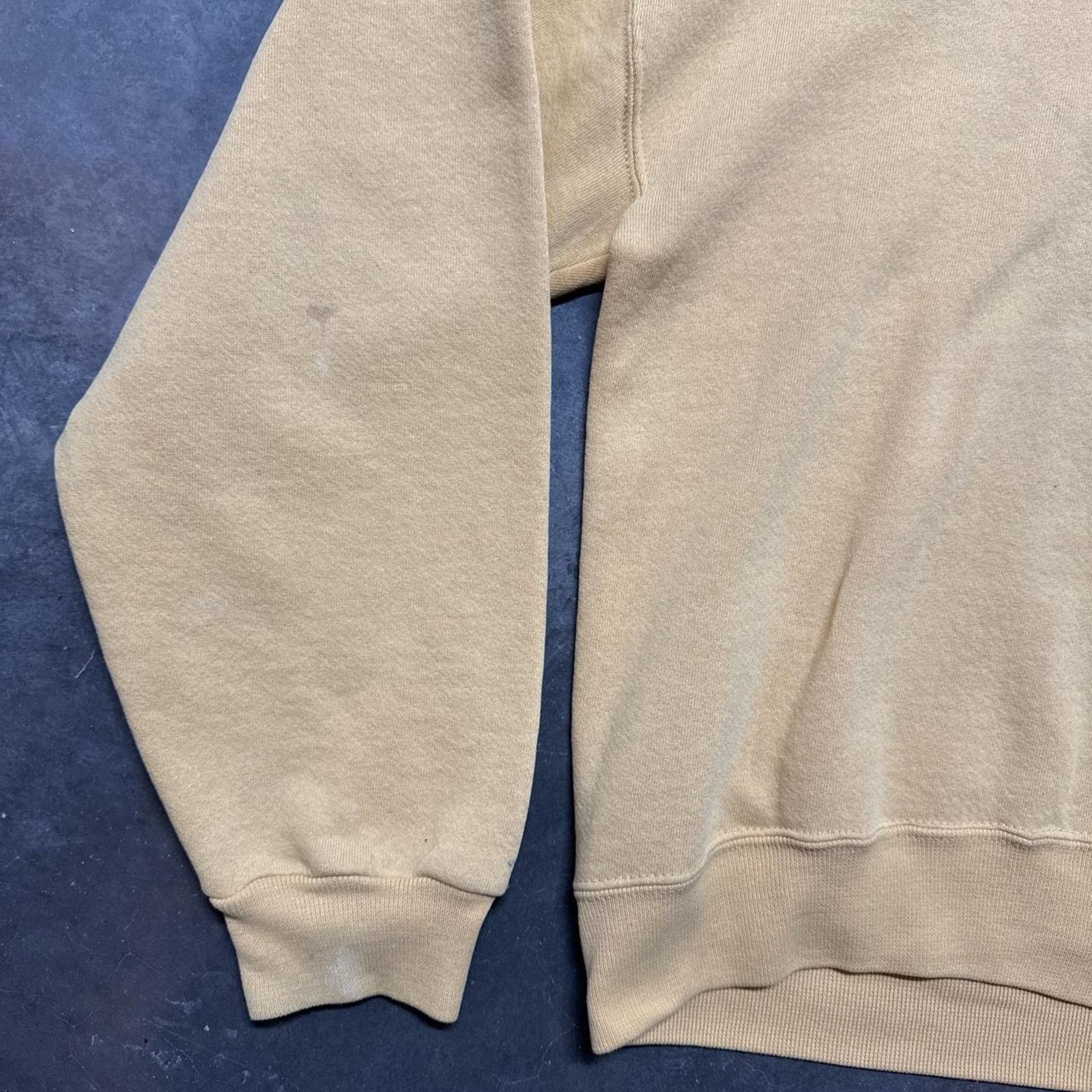 Russell Athletic × Vintage Vintage Russell Athletic Faded Yellow Sweatshirt Crewneck Size US L / EU 52-54 / 3 - 5 Thumbnail