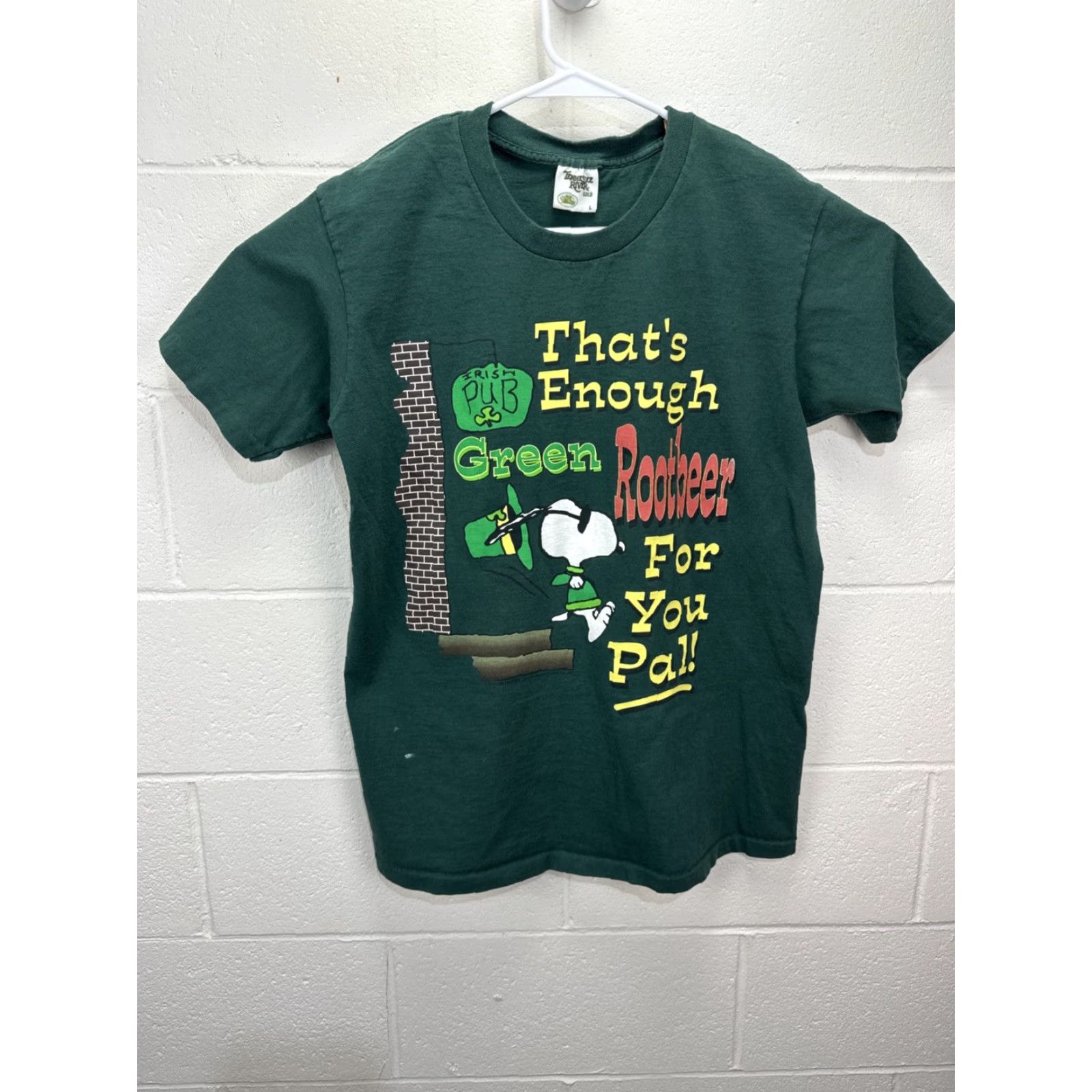 Vintage VINTAGE 90s Tennessee River Snoopy St Patrick's Day Drinking T-Shirt Large Green Graphic Print Mens Size US L / EU 52-54 / 3 - 2 Thumbnail