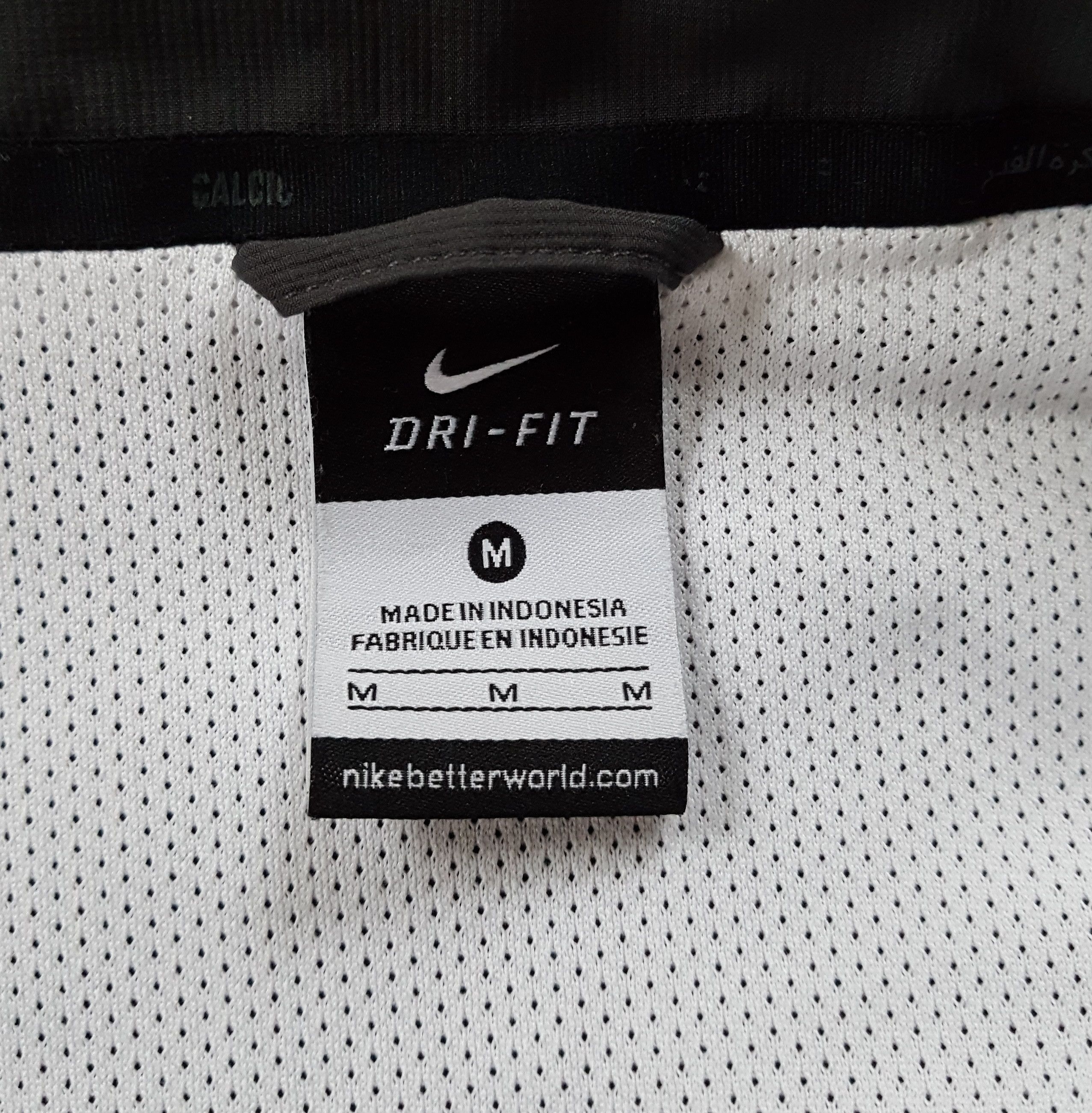 Nike Nike Juventus 2014 Full Zip Windbreaker Jacket Jeep sz M Size US M / EU 48-50 / 2 - 16 Thumbnail
