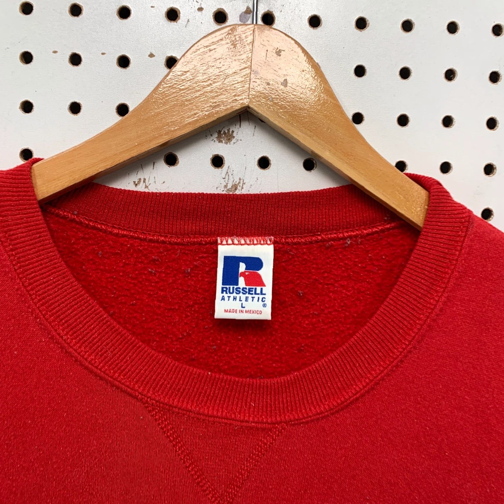 Russell Athletic VTG Russell Athletic Crewneck Sweatshirt Mens Large Red 90s Pullover USA 25x29 Mens Size US L / EU 52-54 / 3 - 7 Thumbnail
