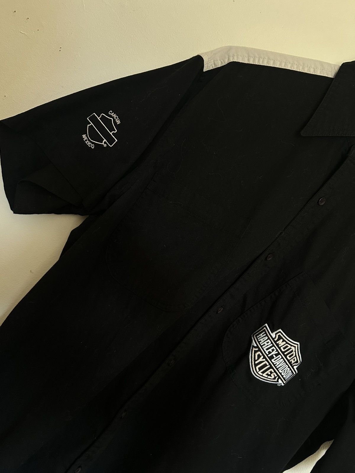 Harley Davidson vintage Harley-Davidson men's button-up short-sleeve shirt. Size US L / EU 52-54 / 3 - 8 Thumbnail