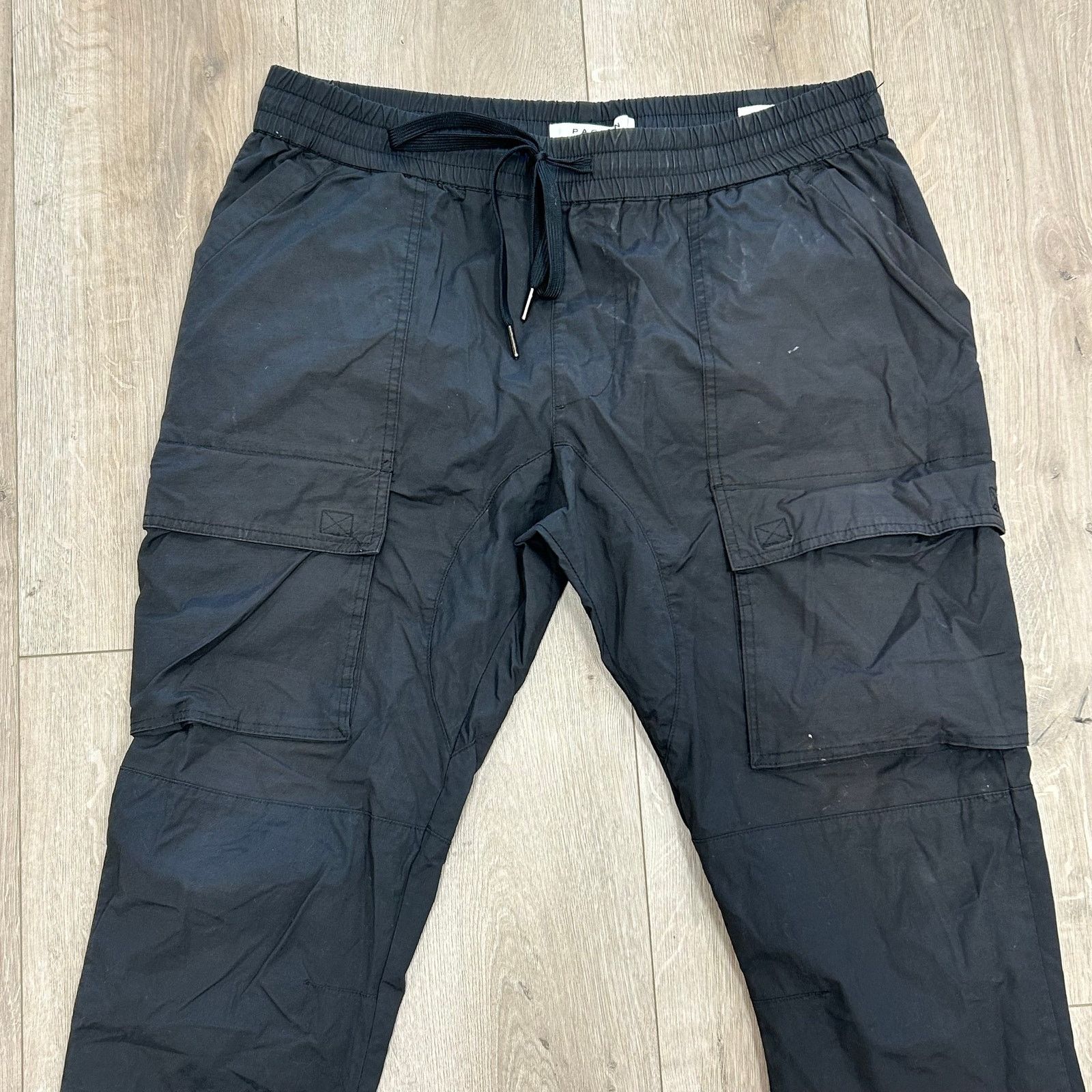 Pacsun Pacsun Black Cargo Pants Bottoms size Large L B19 Size US 34 / EU 50 - 2 Thumbnail