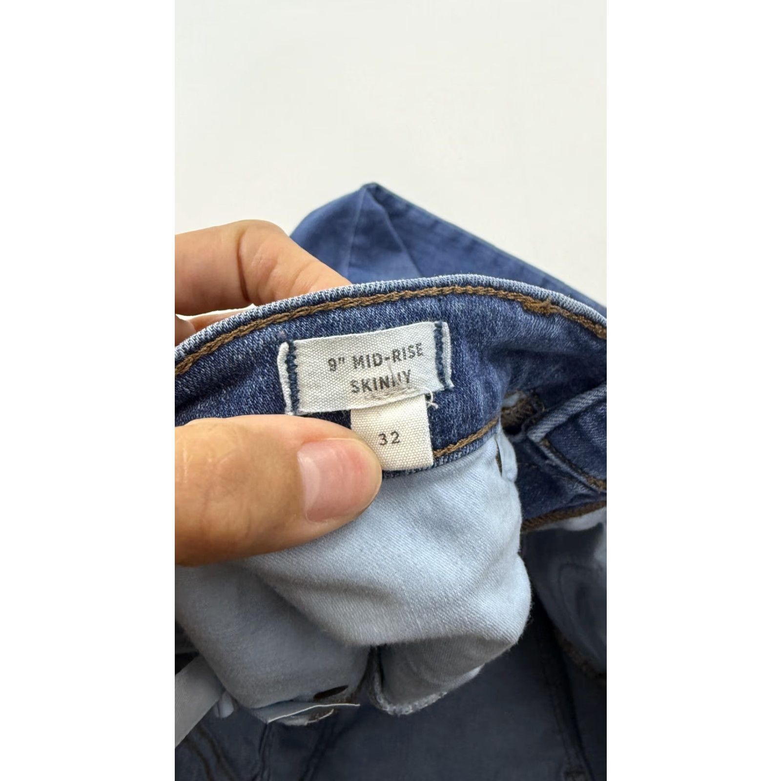 Madewell Madewell Jeans Womens 32 Blue 9 Inch Mid Rise Skinny Frayed Hem Button Fly Stretch Denim Size 24" / US 00 / IT 34 - 4 Thumbnail