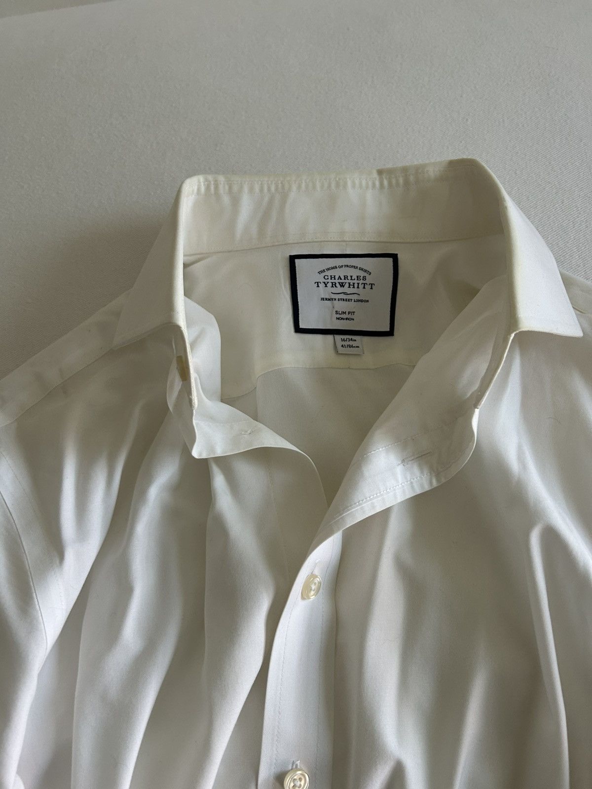 Charles Tyrwhitt Charles Tyrwhitt white dress shirt Size US M / EU 48-50 / 2 - 3 Thumbnail