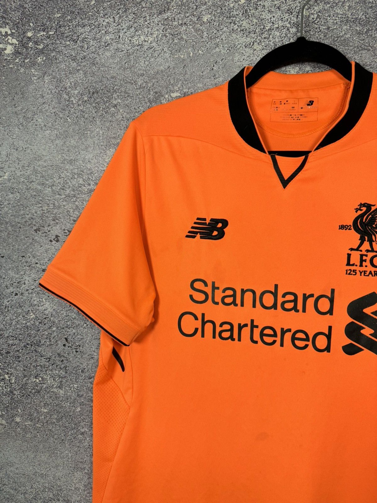 New Balance × Vintage Vintage Liverpool 2017/18 Third New Balance Soccer Jersey Size US M / EU 48-50 / 2 - 4 Thumbnail