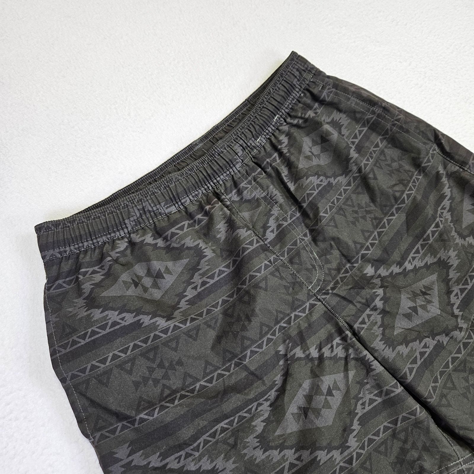 Chubbies Chubbies Quests 5.5” Ultimate Training Shorts Aztec Hybrid Size US 30 / EU 46 - 4 Thumbnail