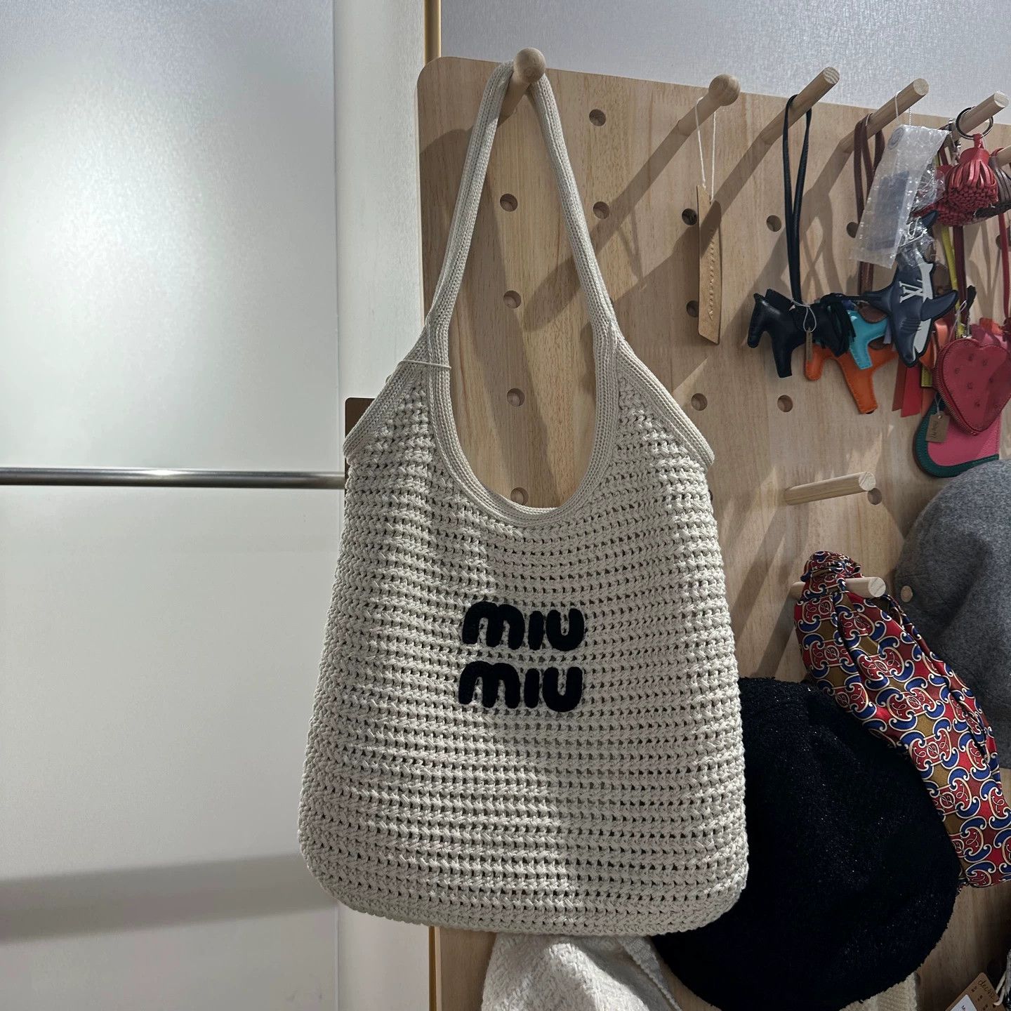 Miu Miu MiuMiu IVY Logo Embroidery Hand/Shldr Bag mar432 Size ONE SIZE - 5 Thumbnail