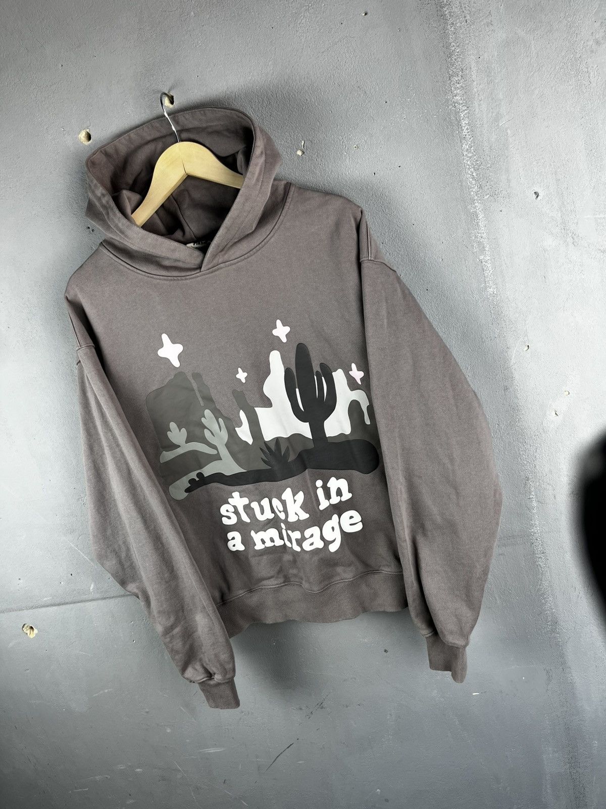 Broken Planet BROKEN PLANET "STUCK IN A MIRAGE" Hoodie size m Size US M / EU 48-50 / 2 - 7 Thumbnail