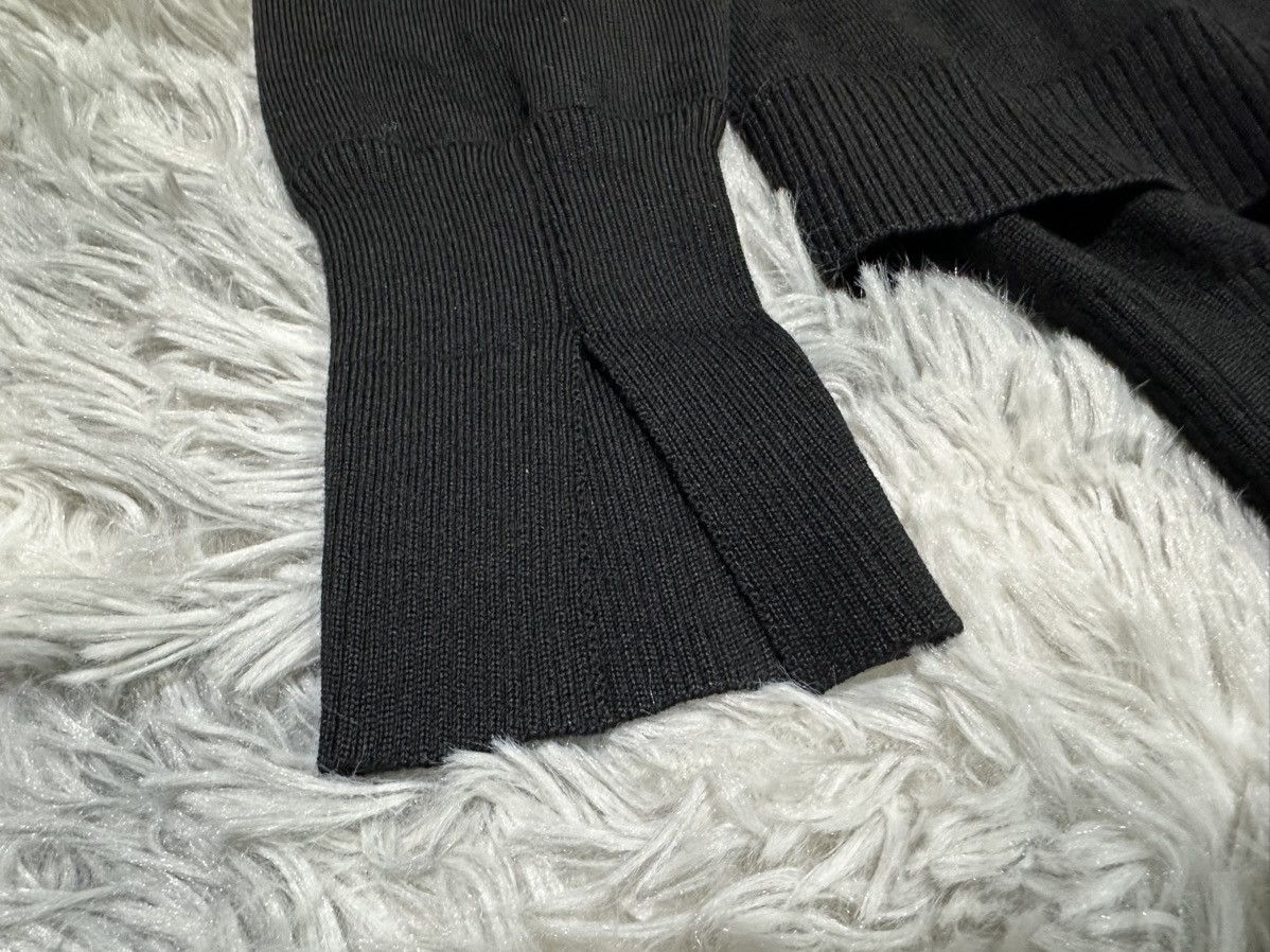 Japanese Brand 🔥Japanese Designer Archived Tora Horiuchi Asymmetric Sweater Size US S / EU 44-46 / 1 - 6 Thumbnail