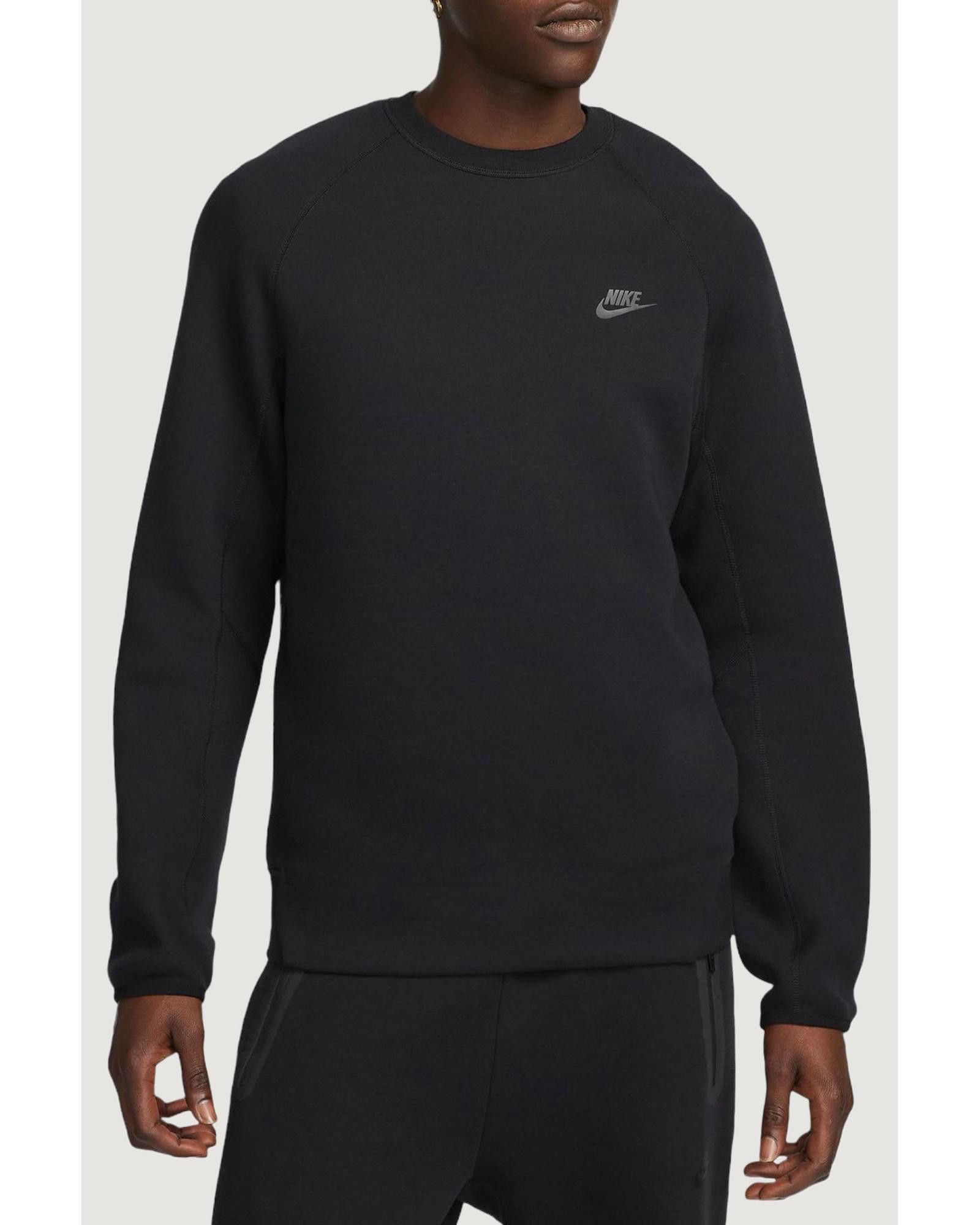 image of Nike Long Sleeve Sweater in Black, Men's (Size XL)