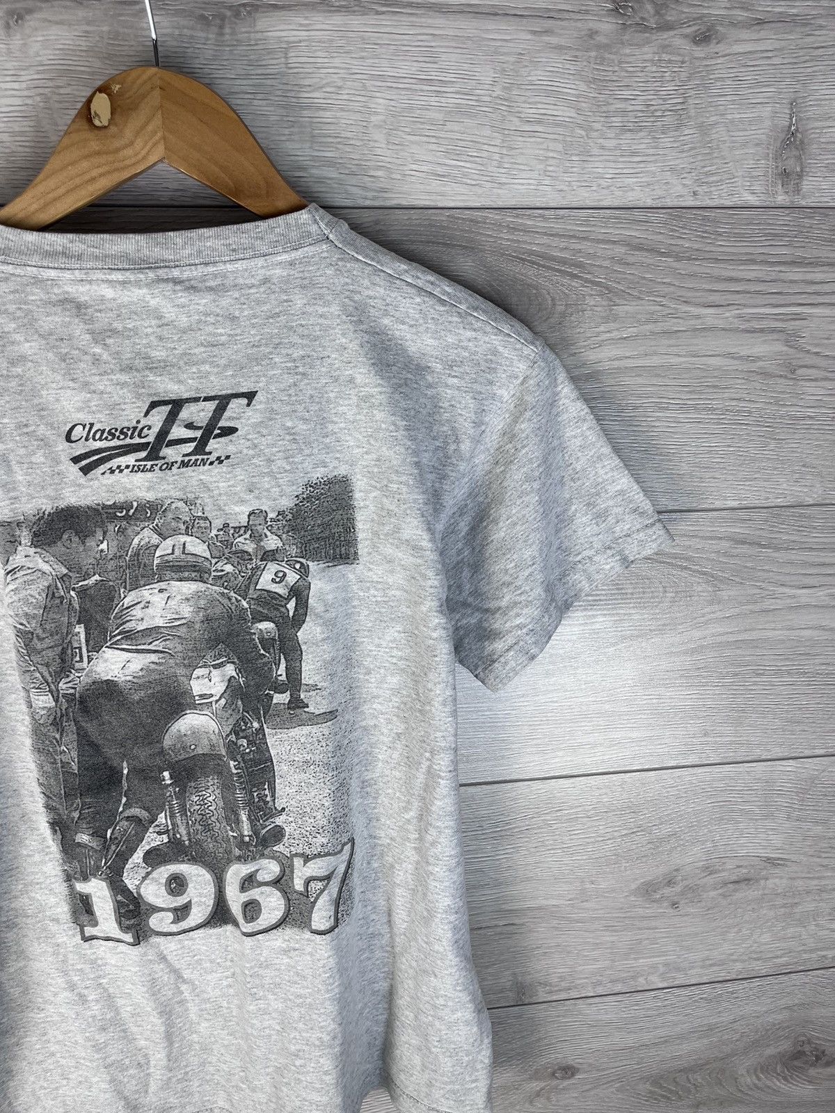 Fruit Of The Loom Vintage men’s t-shirt Moro merch Agostini V Hailwood size m Size US M / EU 48-50 / 2 - 10 Thumbnail