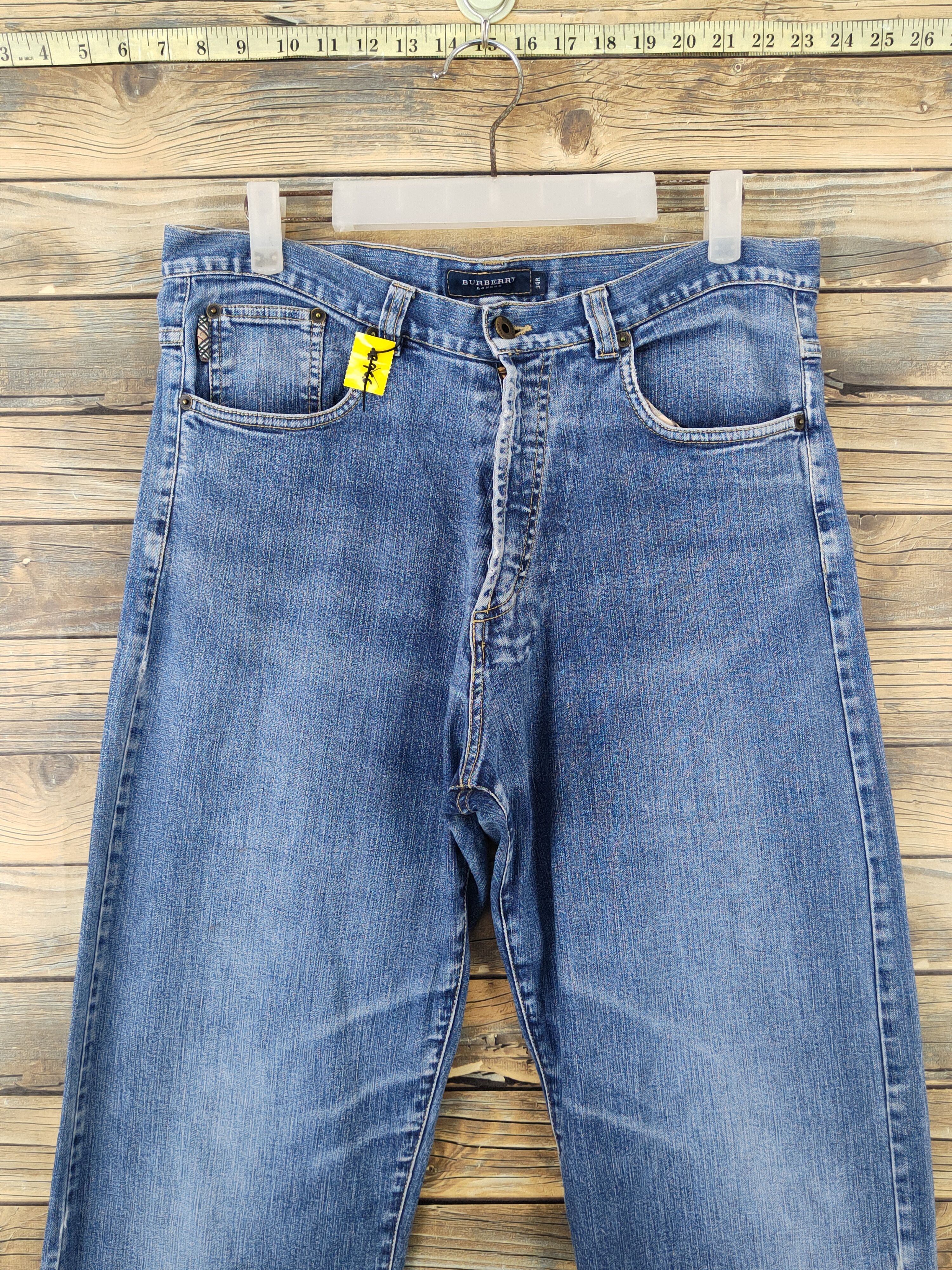 Burberry Burberry Blue Distressed Ripped denim Jeans #W1597 Size US 33 - 2 Thumbnail