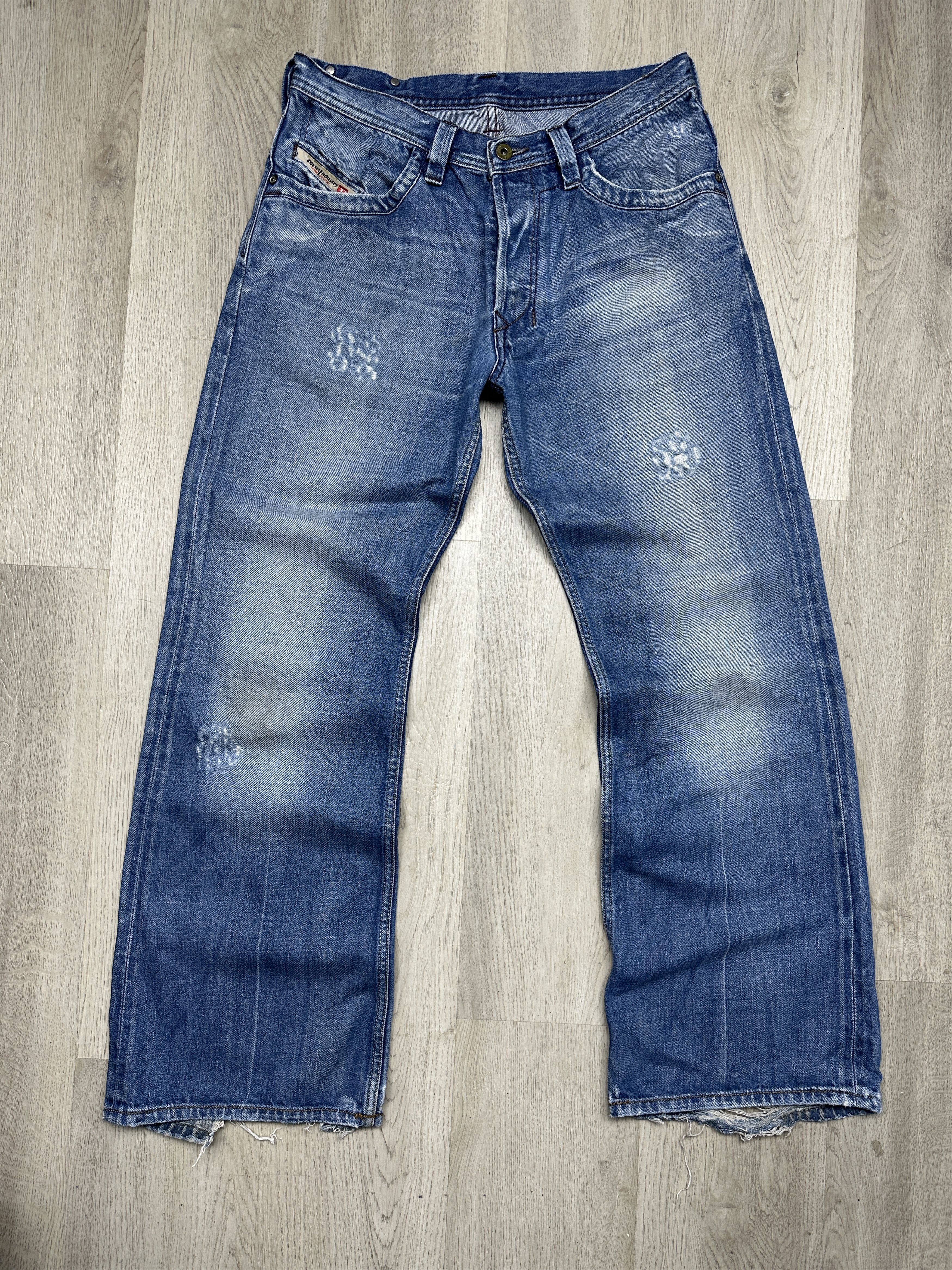 Diesel Diesel 90s Vintage Mens Denim Pants Flared Jeans Size US 32 / EU 48 - 1 Thumbnail