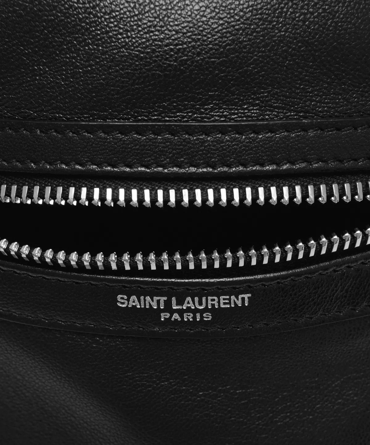 Saint Laurent Paris o1bcso1str1225 Size: OS/Sid Pouch Antiqued Lambskin in Black Size ONE SIZE - 5 Thumbnail