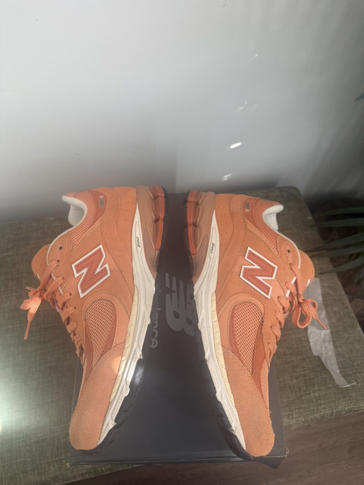 New Balance New Balance 2002R sz 10.5 Size US 10.5 / EU 43-44 - 8 Thumbnail
