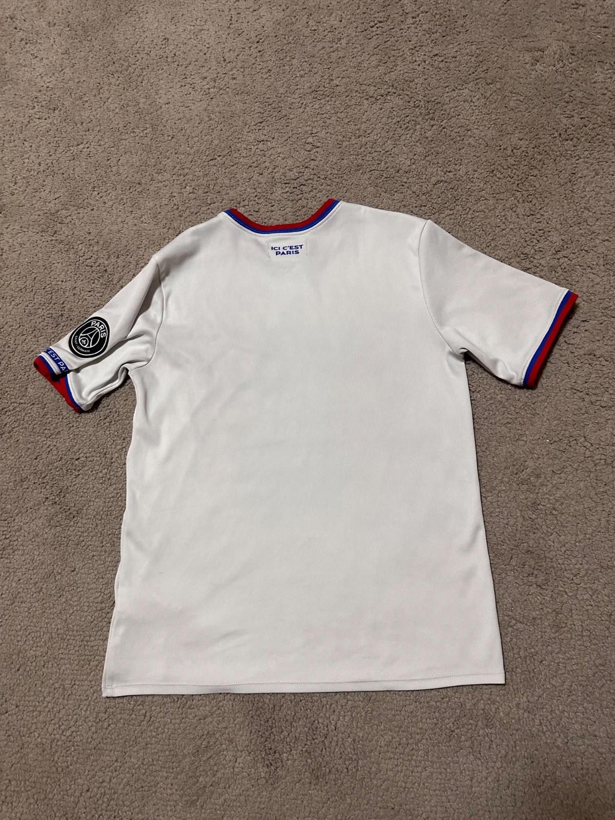 Nike Paris Saint Germain PSG Soccer Jersey Air Jordan Jumpman Size US M / EU 48-50 / 2 - 7 Thumbnail