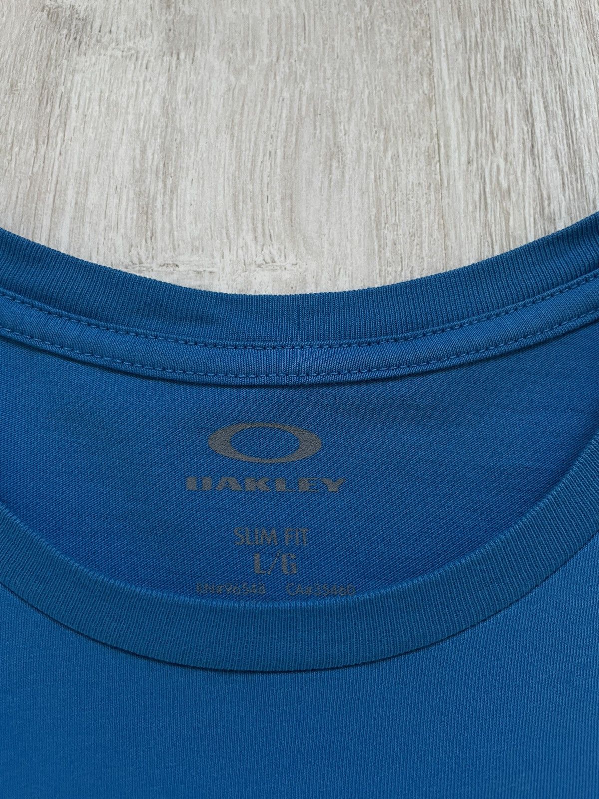Oakley × Vintage Oakley T Shirt Big Logo Slim Fit Outdoor Size US M / EU 48-50 / 2 - 4 Thumbnail