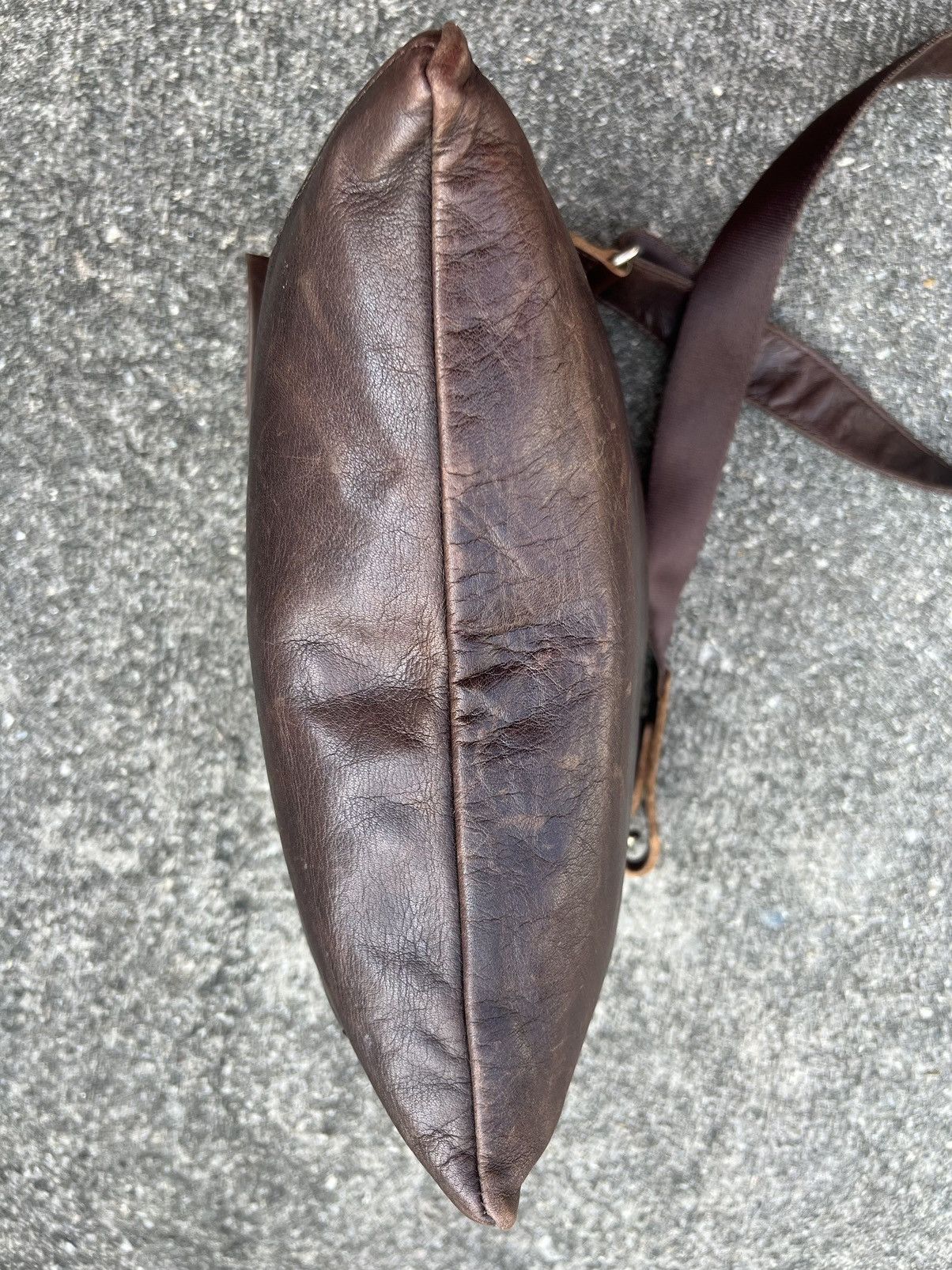 Leather Vintage Indeed Japan Pewter Patina Leather Sling Bag Size ONE SIZE - 16 Thumbnail