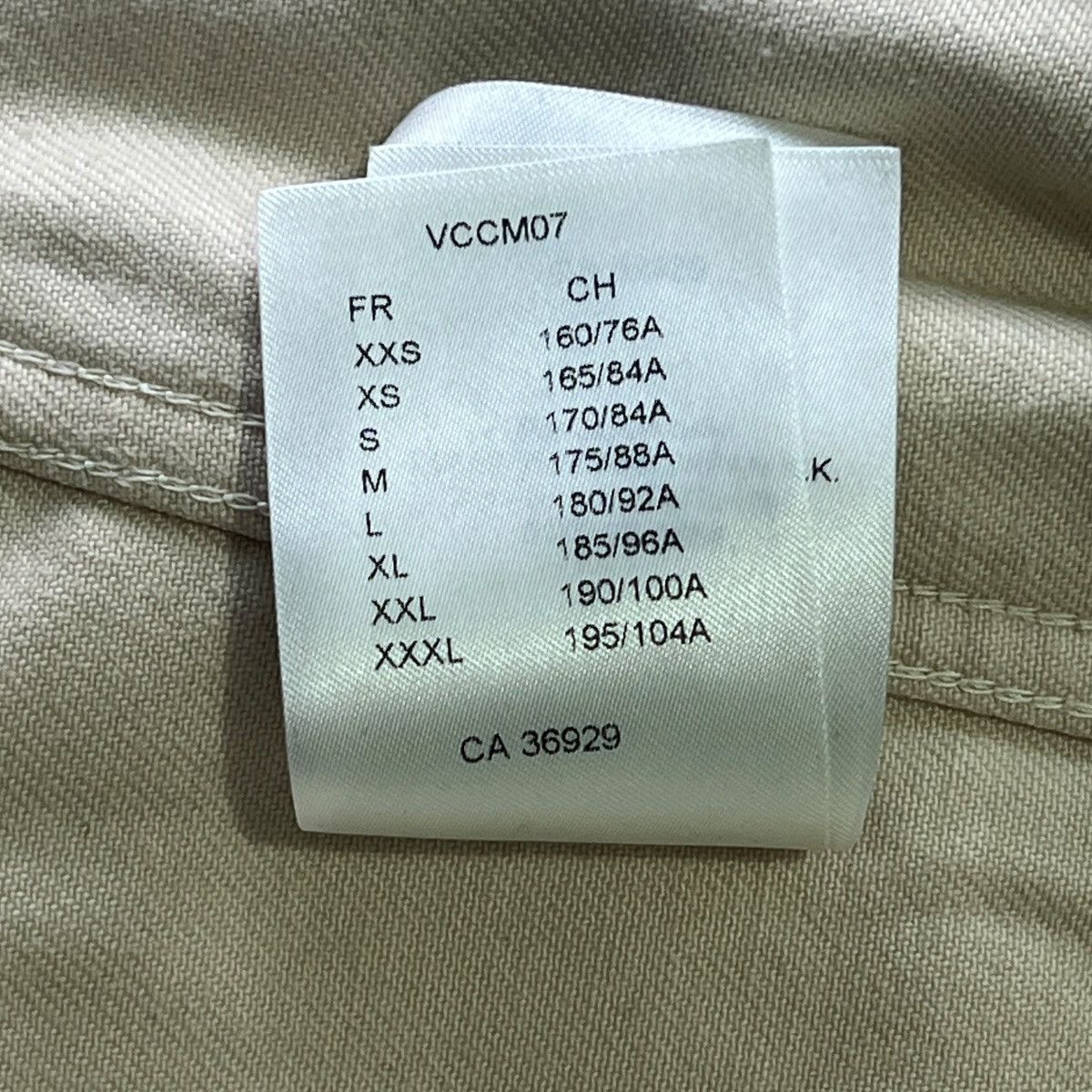 Louis Vuitton LOUIS VUITTON 2023FW Pre-Collection Monogram Embossed Shirt Size US XL / EU 56 / 4 - 12 Thumbnail
