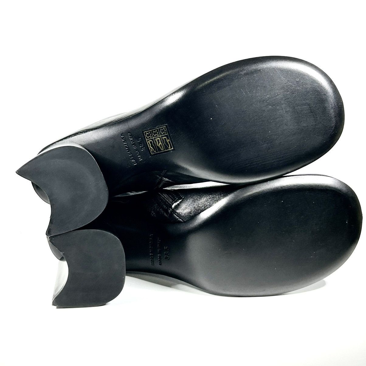 Balenciaga New Balenciaga Black Leather Glove Booties Size 38.5EU/8.5US Size US 8.5 / IT 38.5 - 5 Thumbnail