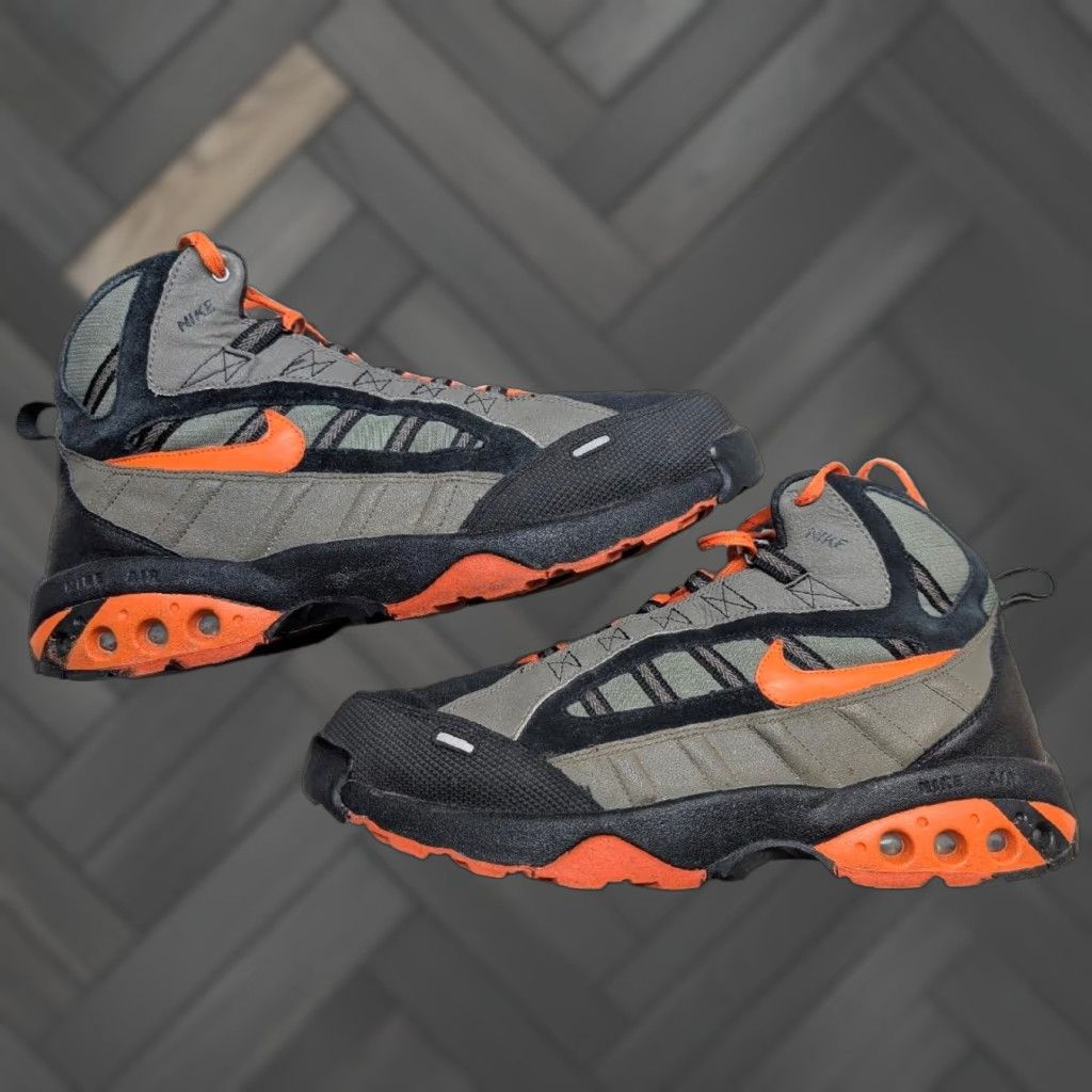 Nike VINTAGE NIKE ACG MENS SIZE 15 US ORANGE MAX AIR UMARA HIKE BOOT 414976-300 Size US 15 / EU 48 - 1 Thumbnail