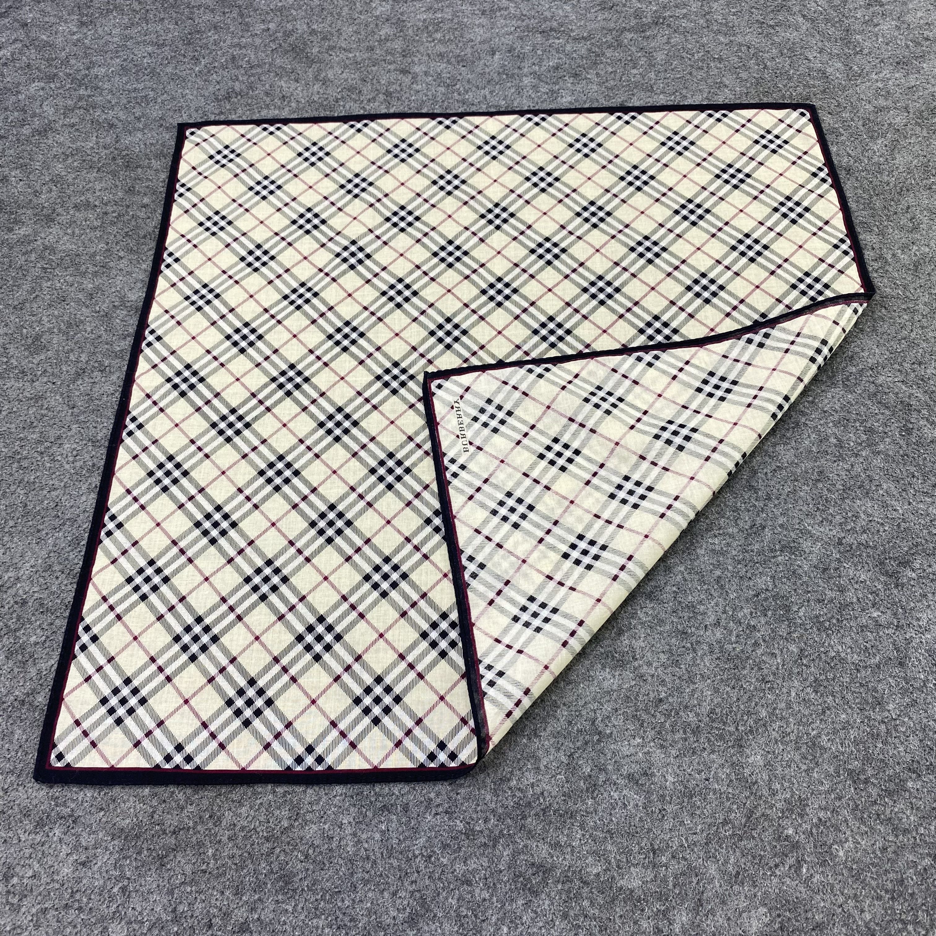 Burberry Burberry Handkerchief / Bandana / Neckerchief-B2388 Size ONE SIZE - 5 Thumbnail