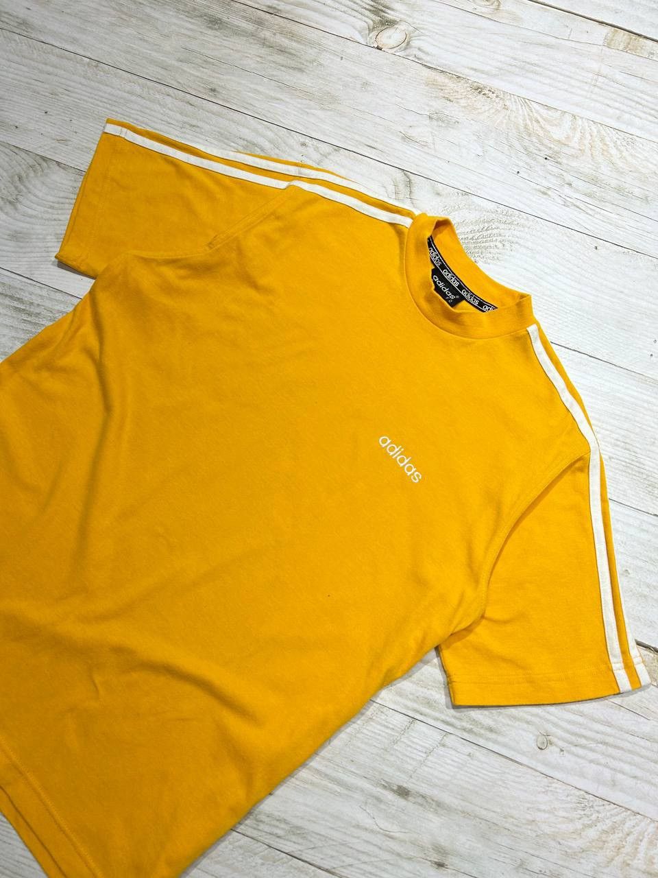 Adidas Vintage Adidas Lamps 90s T-Shirt Size US S / EU 44-46 / 1 - 2 Thumbnail
