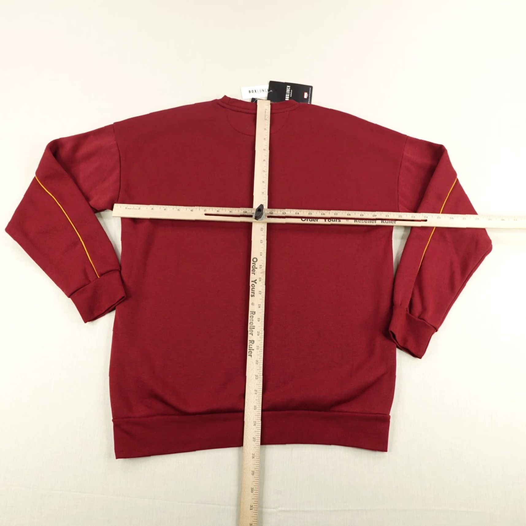 Vintage Marvel Sweatshirt Mens Medium Red The Avengers Group Shot Crewneck Sweater NEW Size US M / EU 48-50 / 2 - 4 Thumbnail