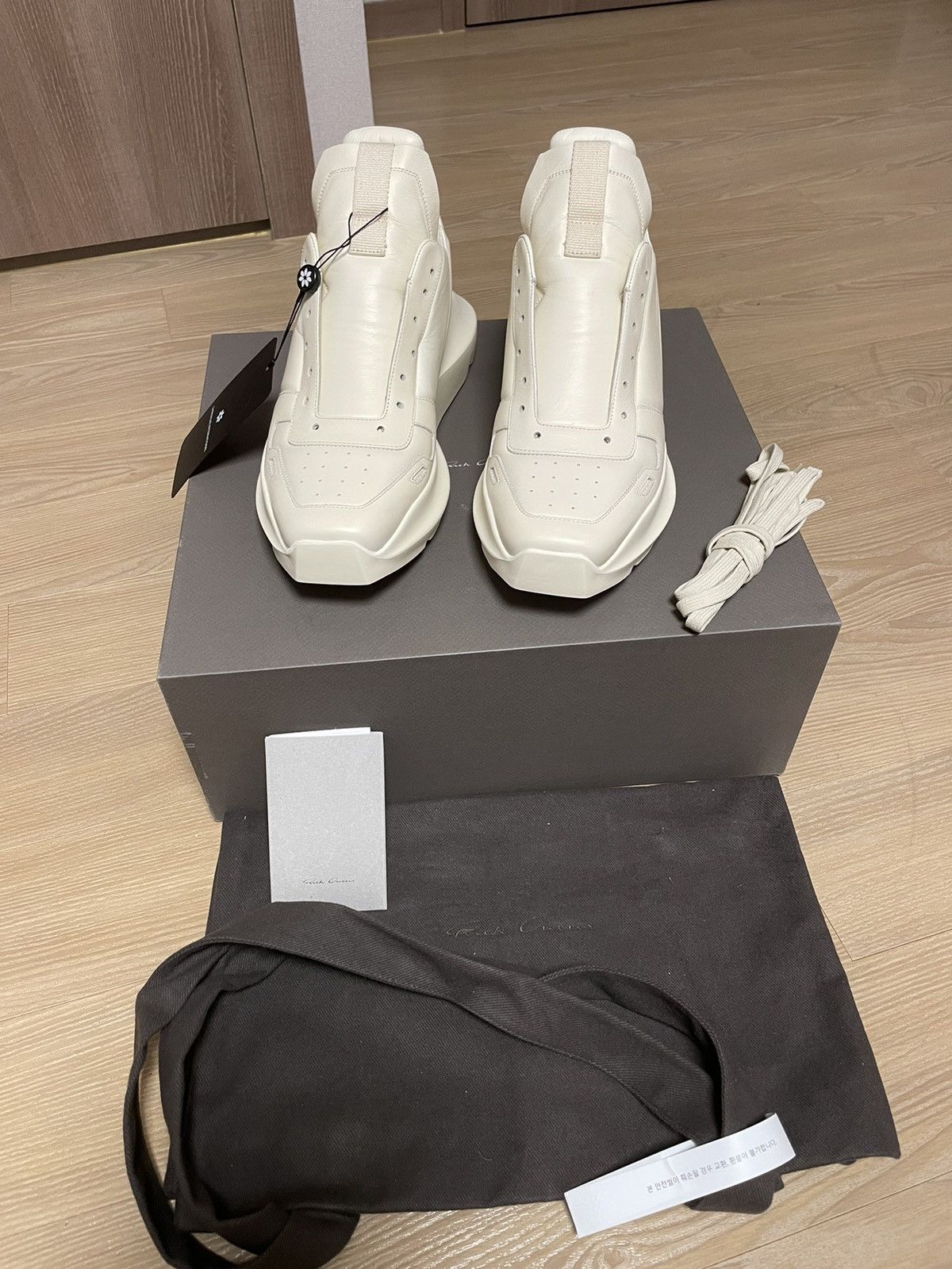 Rick Owens Rick Owens FW22 Geth Runner milk 42 | Grailed