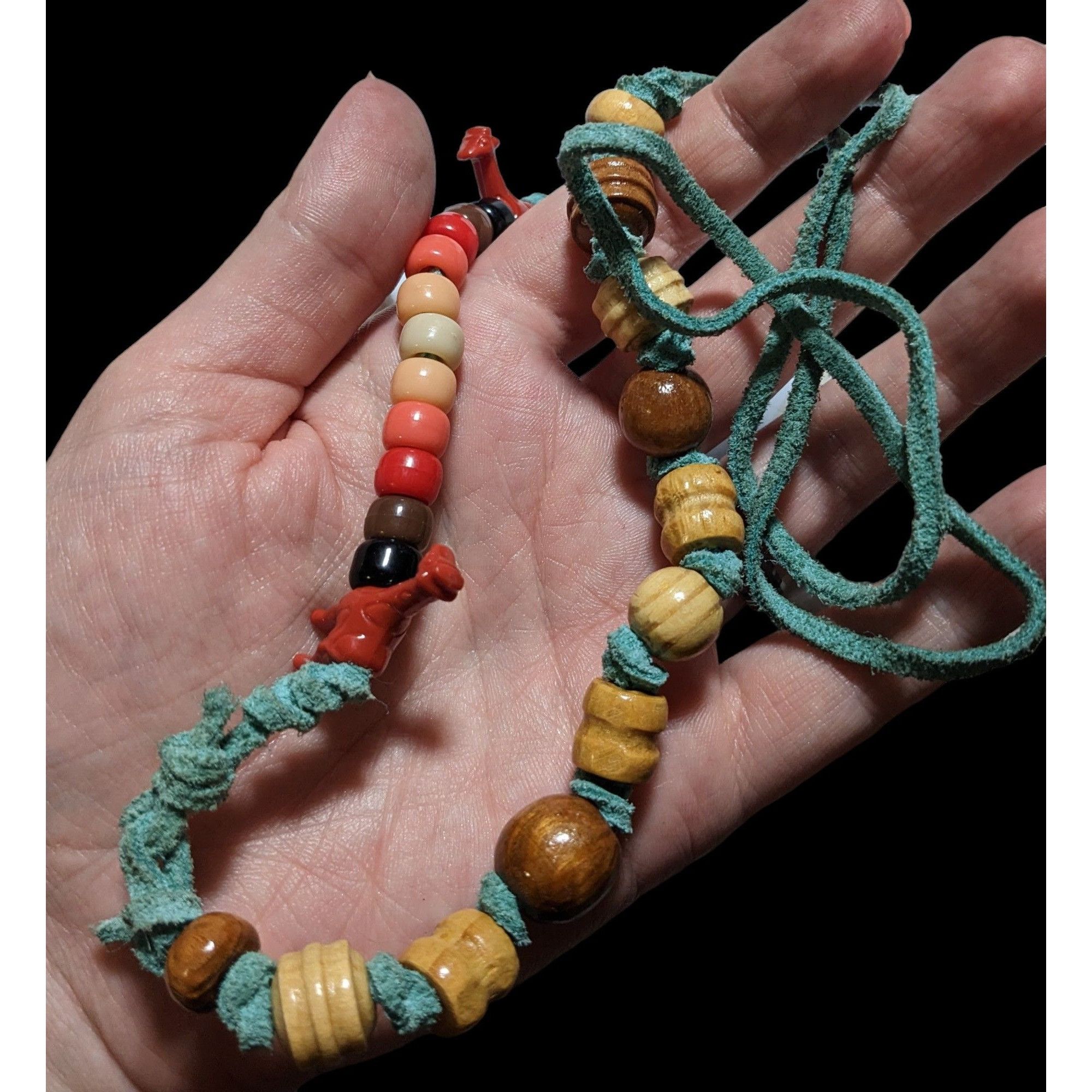 Other Handmade Rainbow Beaded Animal Necklace Size ONE SIZE - 7 Thumbnail