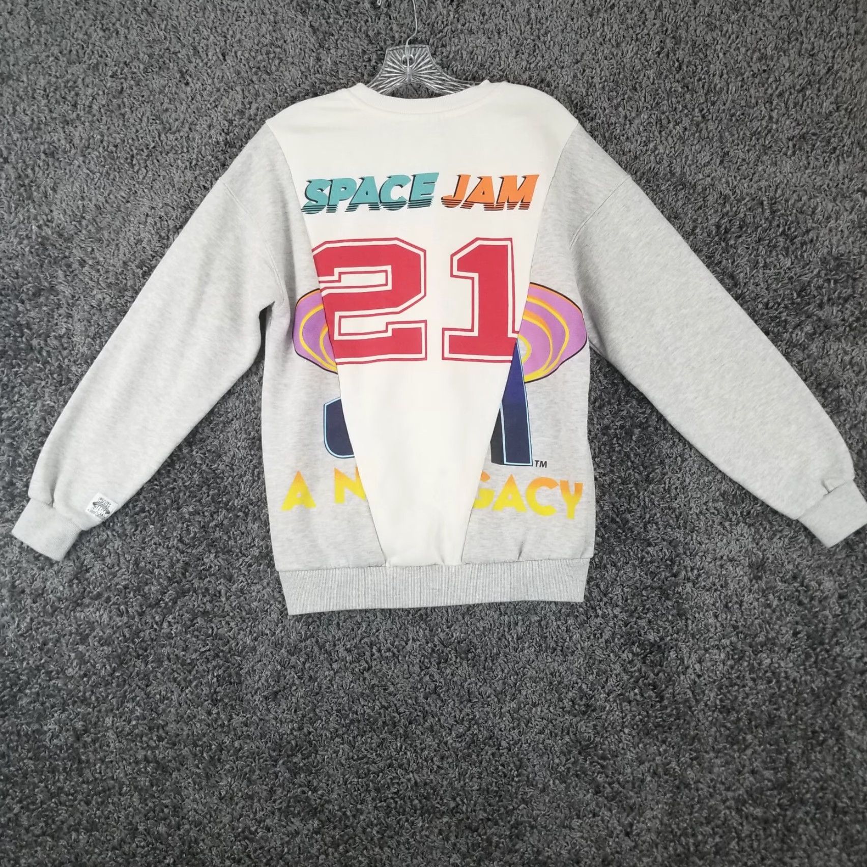 Vintage VINTAGE Space Jam Womens Pullover Sweater Long Sleeve Graphic Space Theme Size L Gray Size L / US 10 / IT 46 - 4 Thumbnail