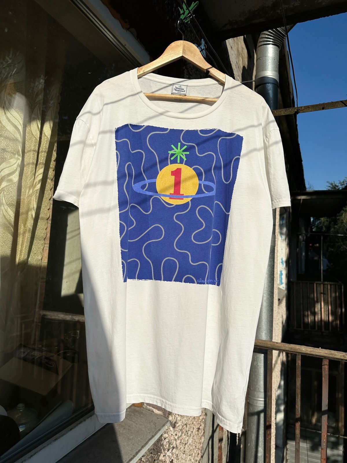 Vivienne Westwood Vivienne Westwood Climate Revolution White T-Shirt Size US XL / EU 56 / 4 - 1 Thumbnail