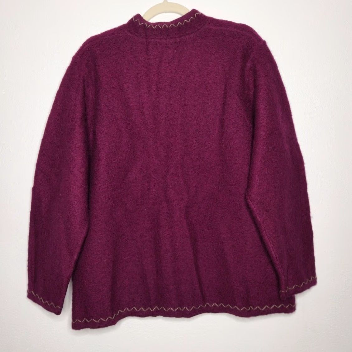 Vintage VINTAGE Wool Sweater Embroidered Art Floral Flower Grandma Cottage Lg SW Studio Works Women Regular Full Zip Genders: Womens Size L / US 10 / IT 46 - 6 Thumbnail